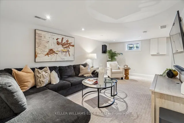 Additional property image - 4 Fernwood Cres