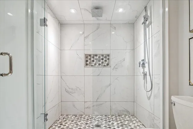 Additional property image - 4 Fernwood Cres