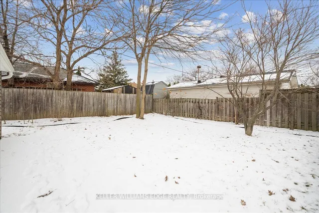 Additional property image - 4 Fernwood Cres