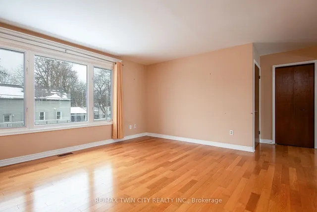 Additional property image - 21 Bridge St