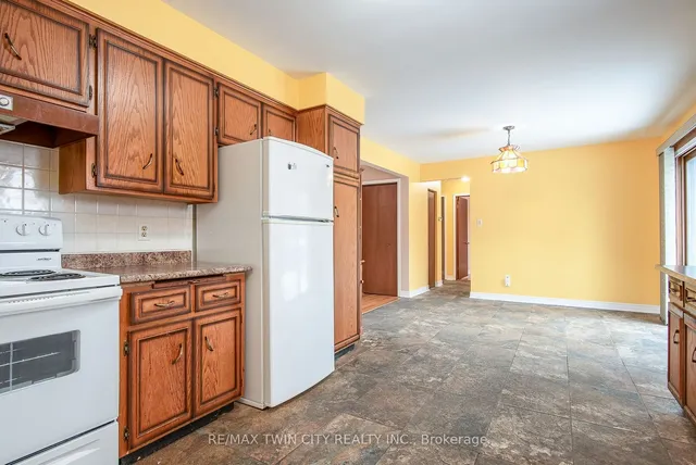 Additional property image - 21 Bridge St