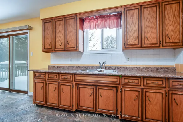 Additional property image - 21 Bridge St