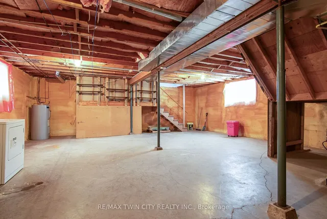 Additional property image - 21 Bridge St