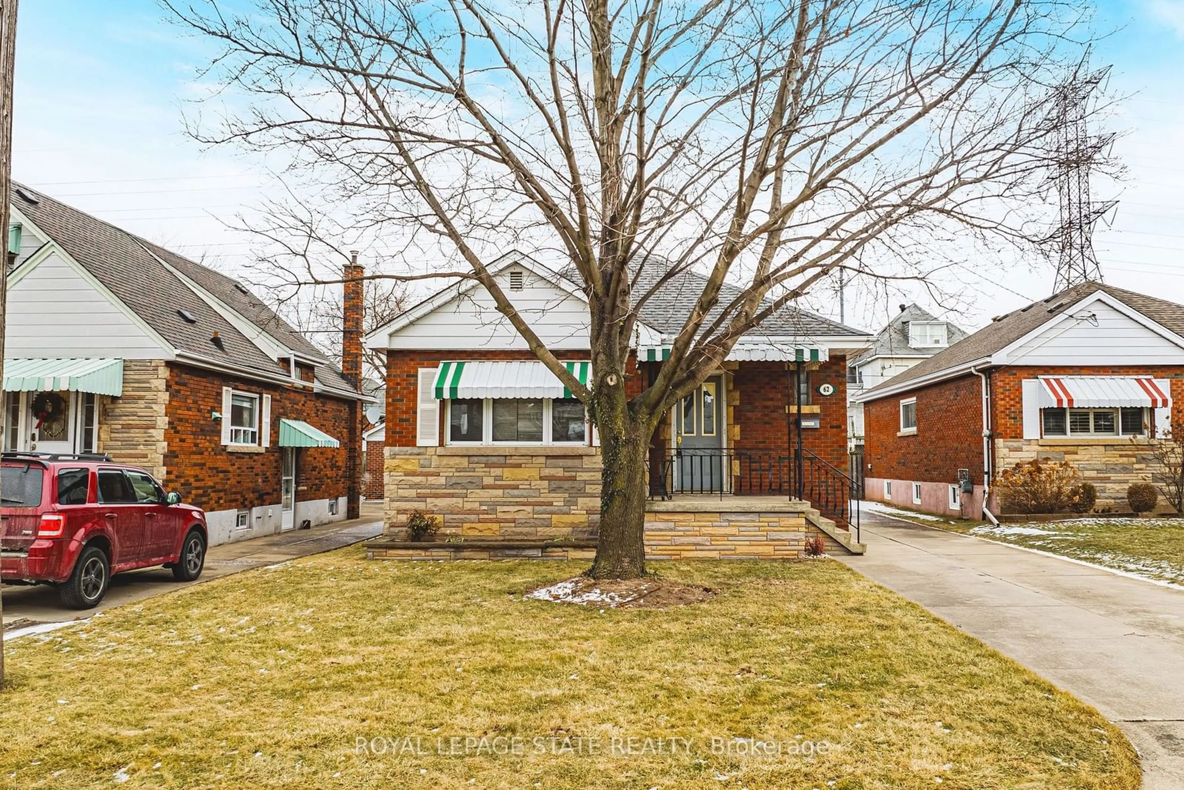 Home with brick exterior material, street for 62 Paling Crt, Hamilton Ontario L8H 5J2