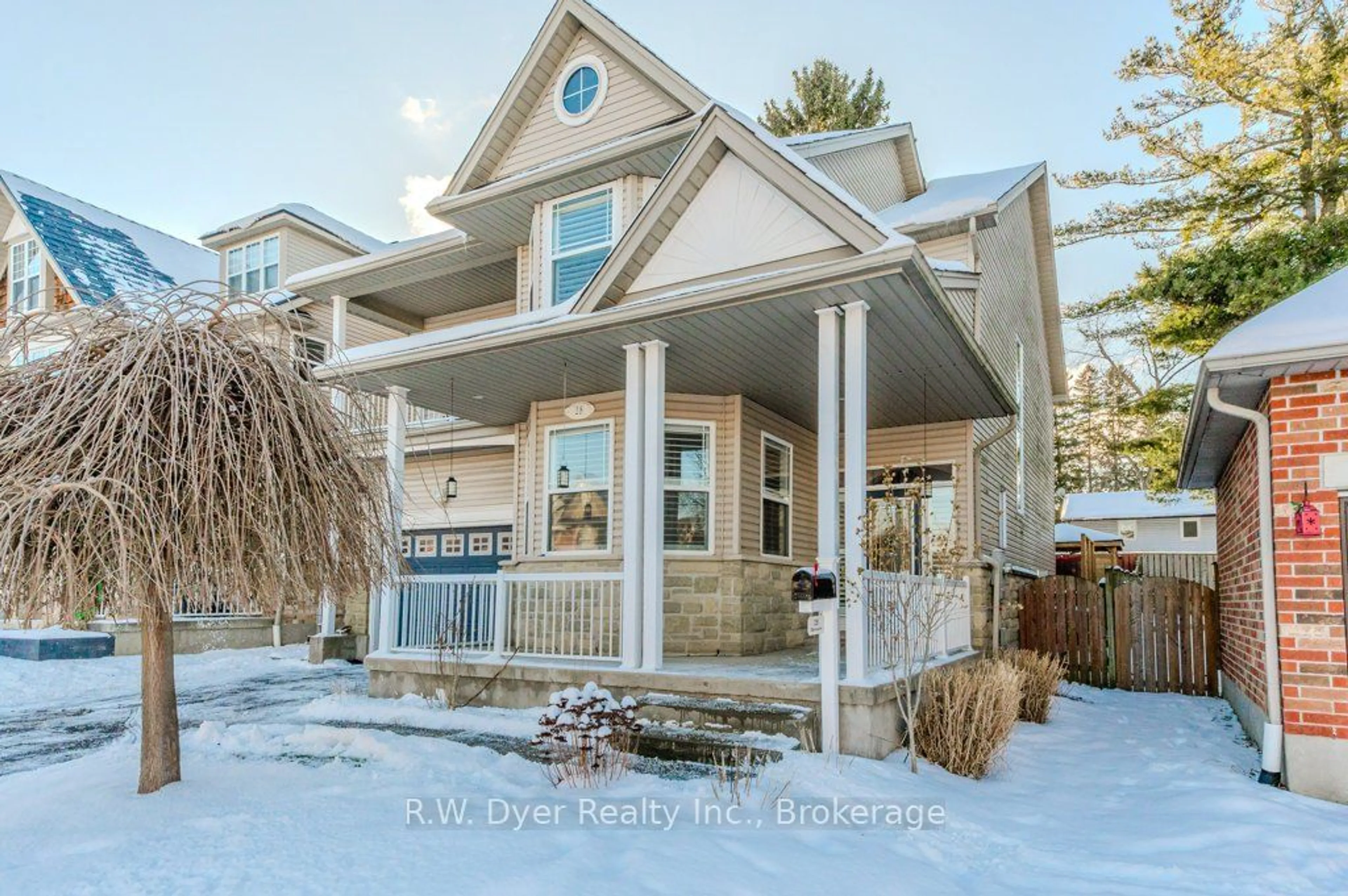 Unknown for 28 Charleswood Crt, Cambridge Ontario N3C 4K9