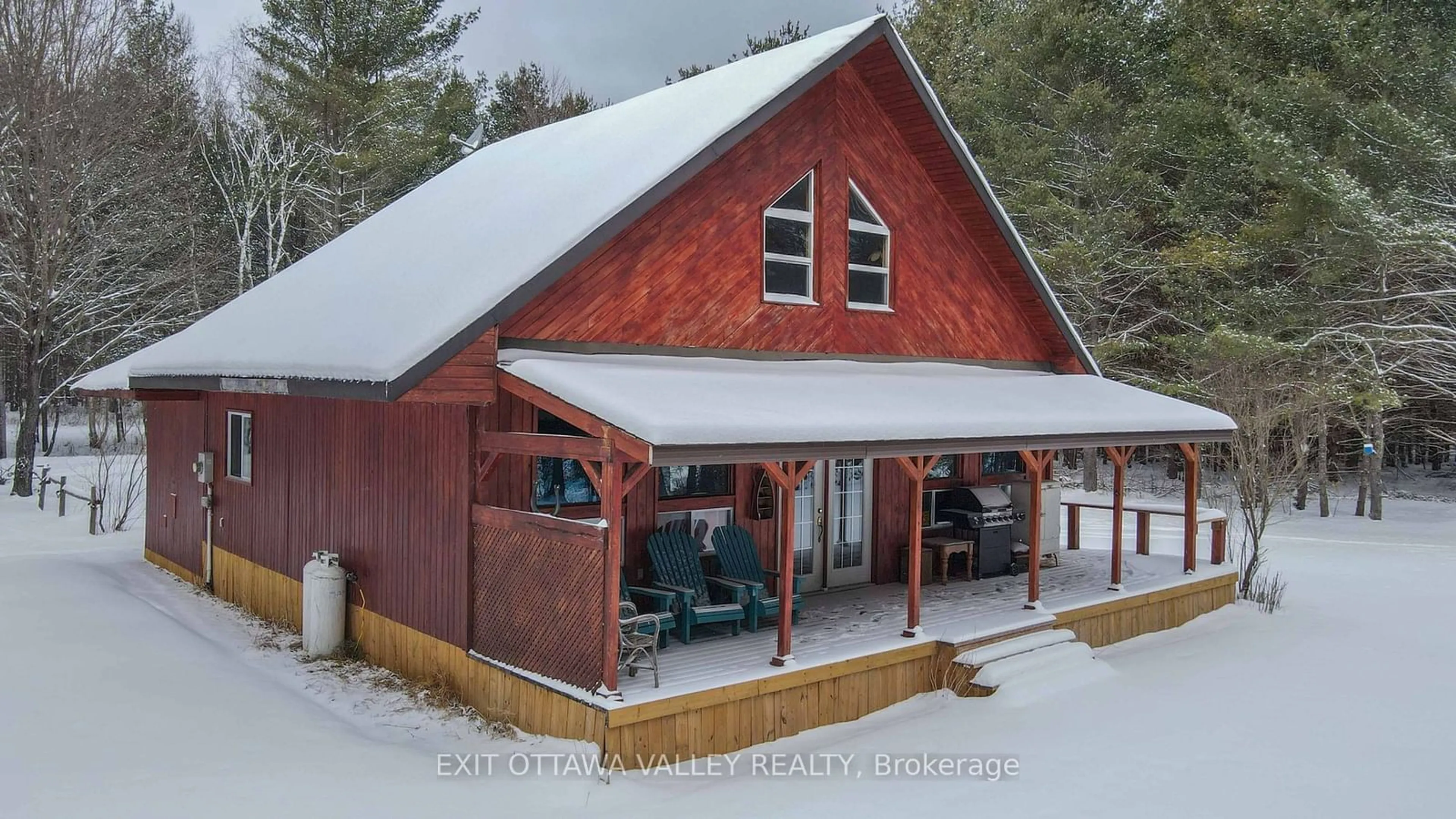 Indoor garage for 297 Boyle Lane, Killaloe, Hagarty and Richards Ontario K0J 1X0