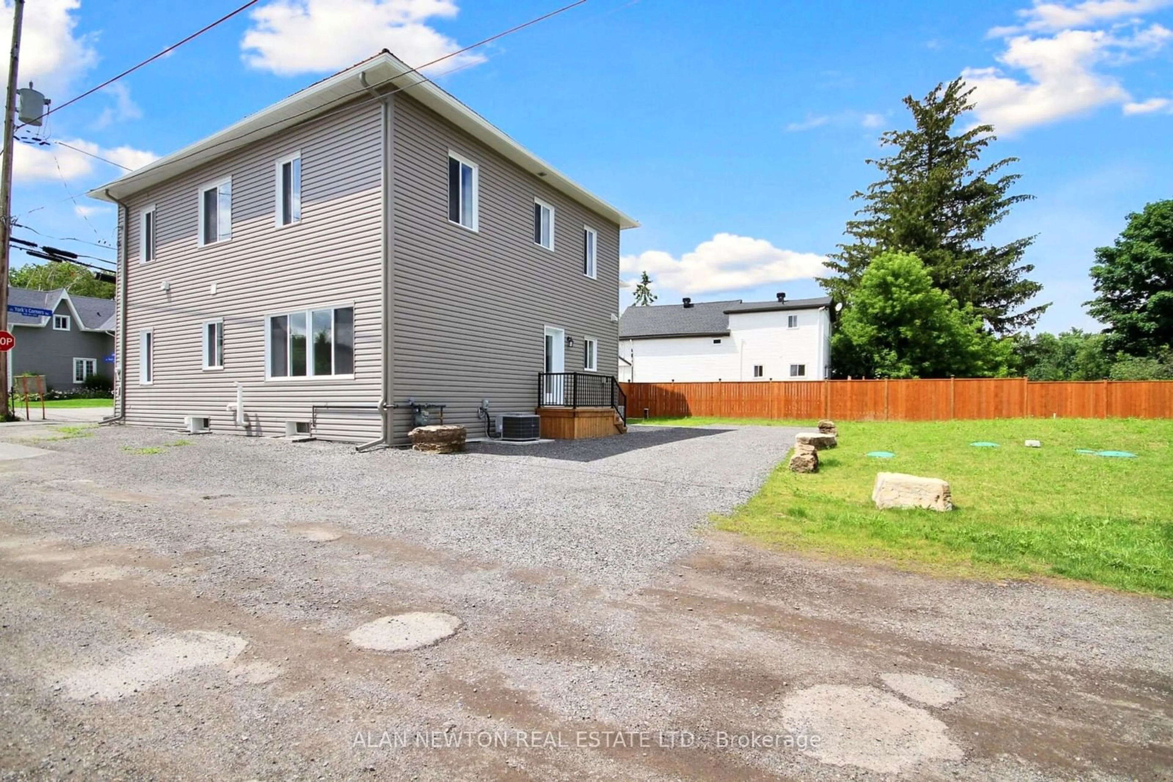 A pic from outside/outdoor area/front of a property/back of a property/a pic from drone, street for 3269 Yorks Corners Rd, Greely - Metcalfe - Osgoode - Vernon and Area Ontario K0A 2G0