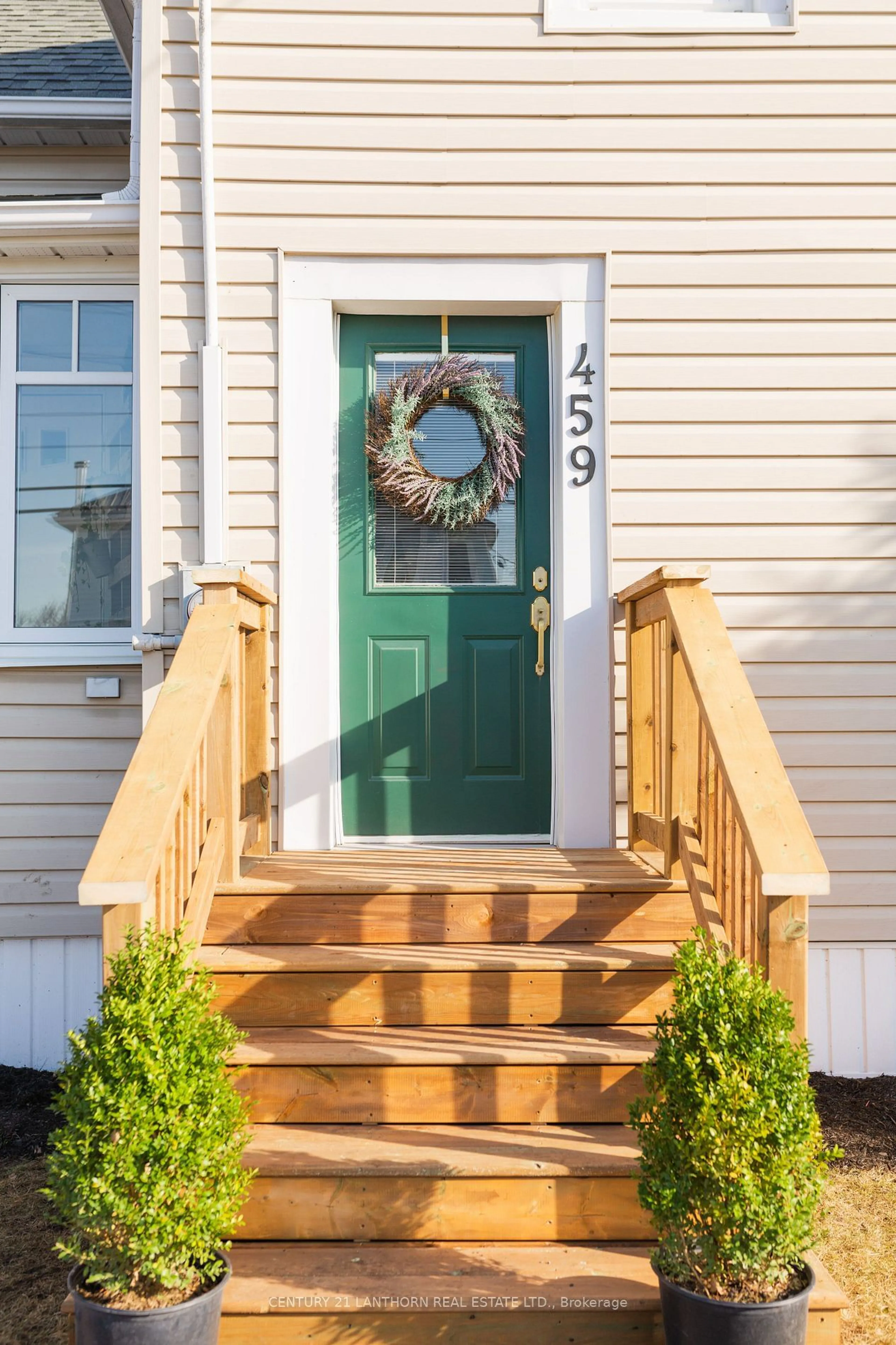 Indoor entryway for 459 County Road 19 Rd, Prince Edward County Ontario K0K 1A0