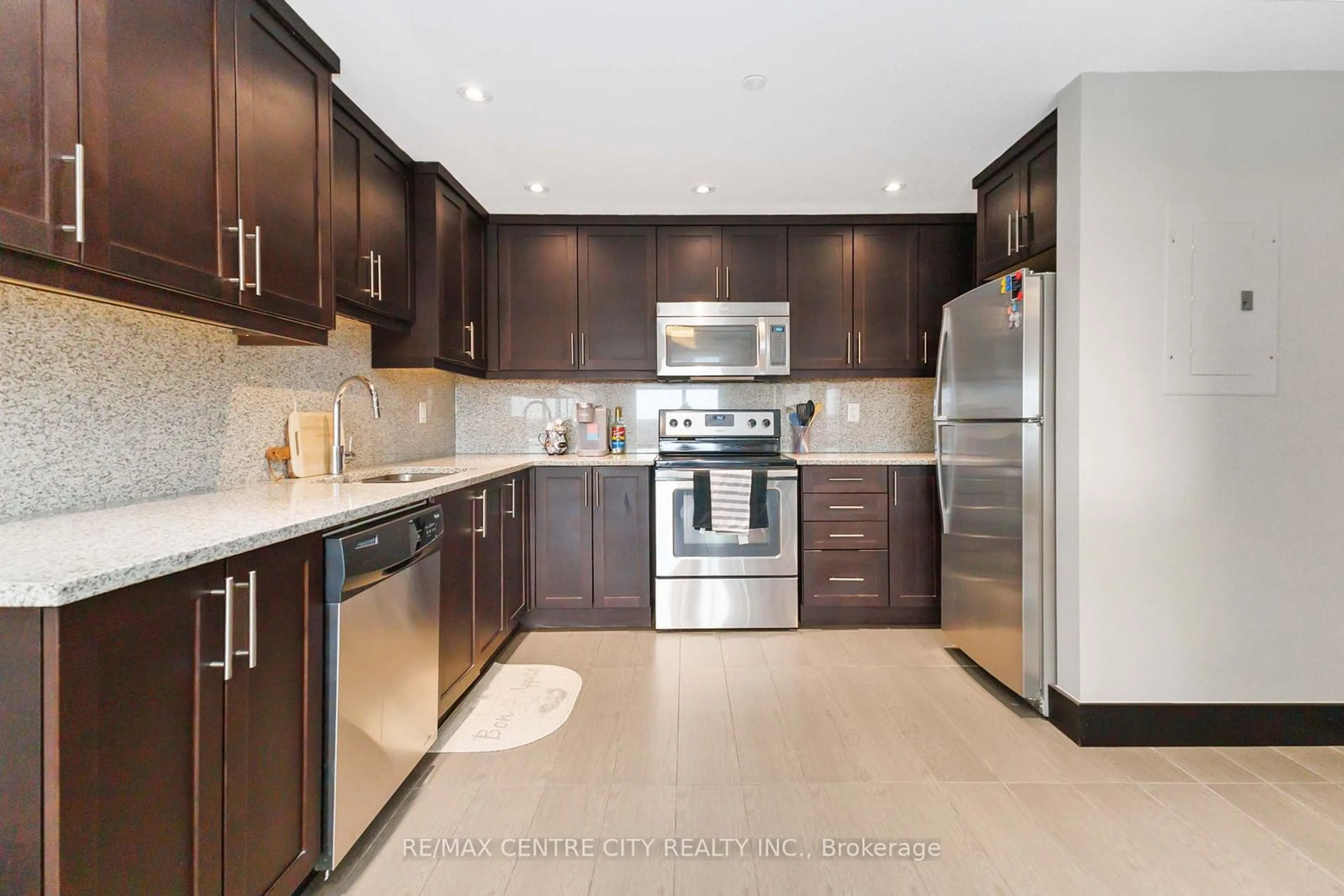 Standard kitchen, ceramic/tile floor for 1235 Richmond St #1218, London Ontario N6A 0C1