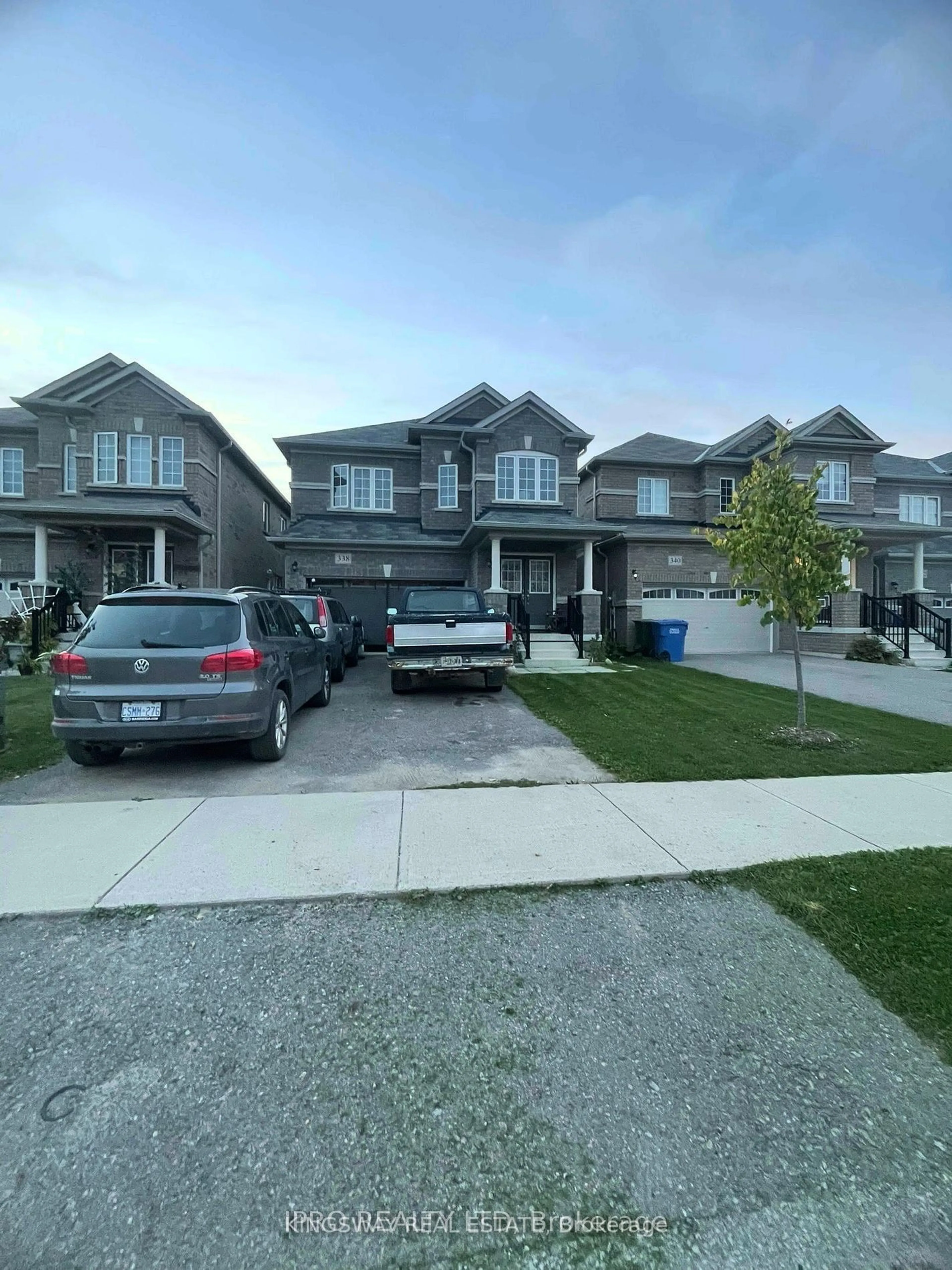 A pic from outside/outdoor area/front of a property/back of a property/a pic from drone, street for 338 Van Dusen Ave, Southgate Ontario N0C 1B0