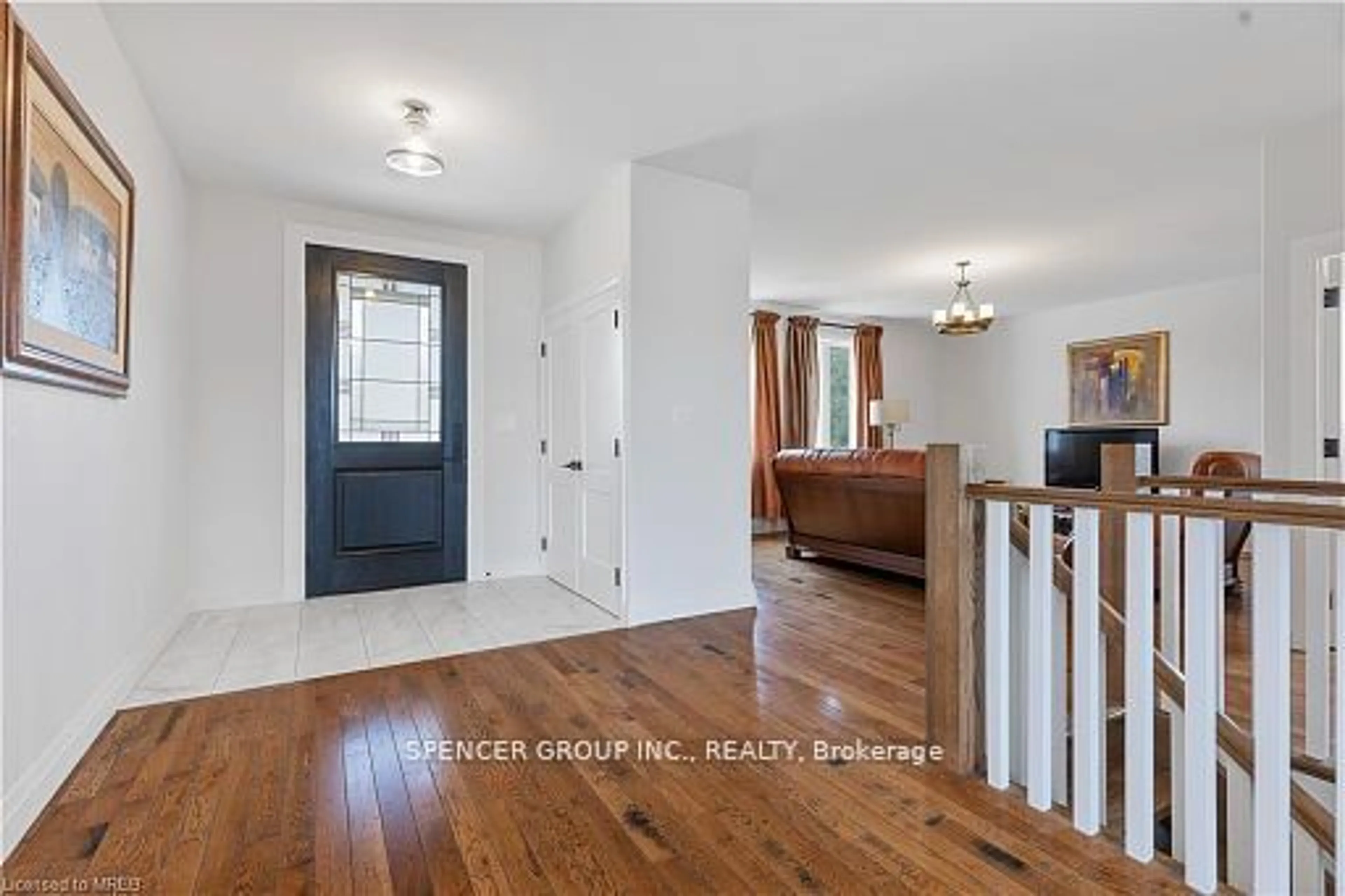 Indoor entryway for 377 10th Concession Rd, Norfolk Ontario N0E 1G0