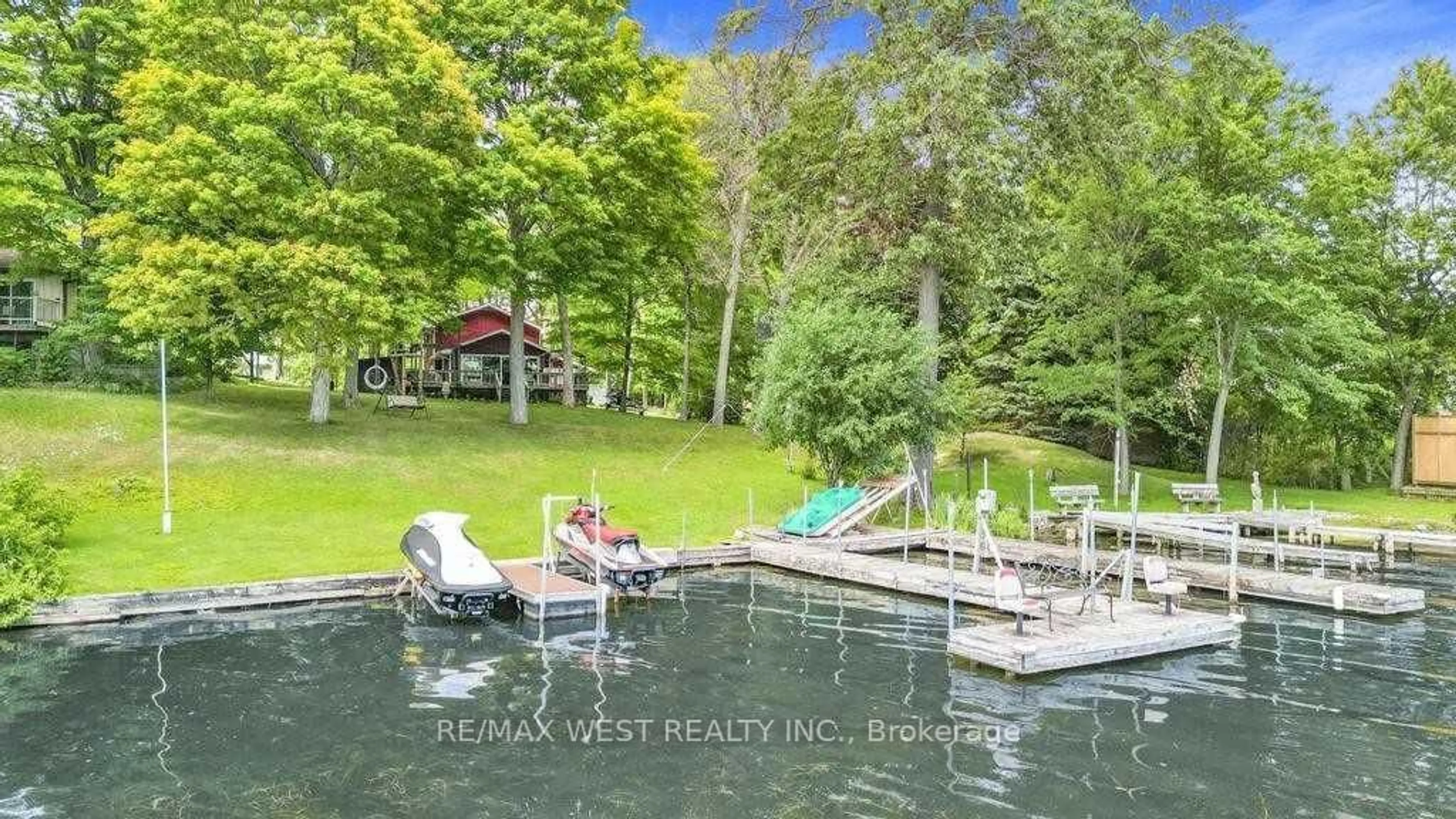 A pic from outside/outdoor area/front of a property/back of a property/a pic from drone, water/lake/river/ocean view for 5374 Close Point Rd #15, Hamilton Township Ontario K0K 2E0