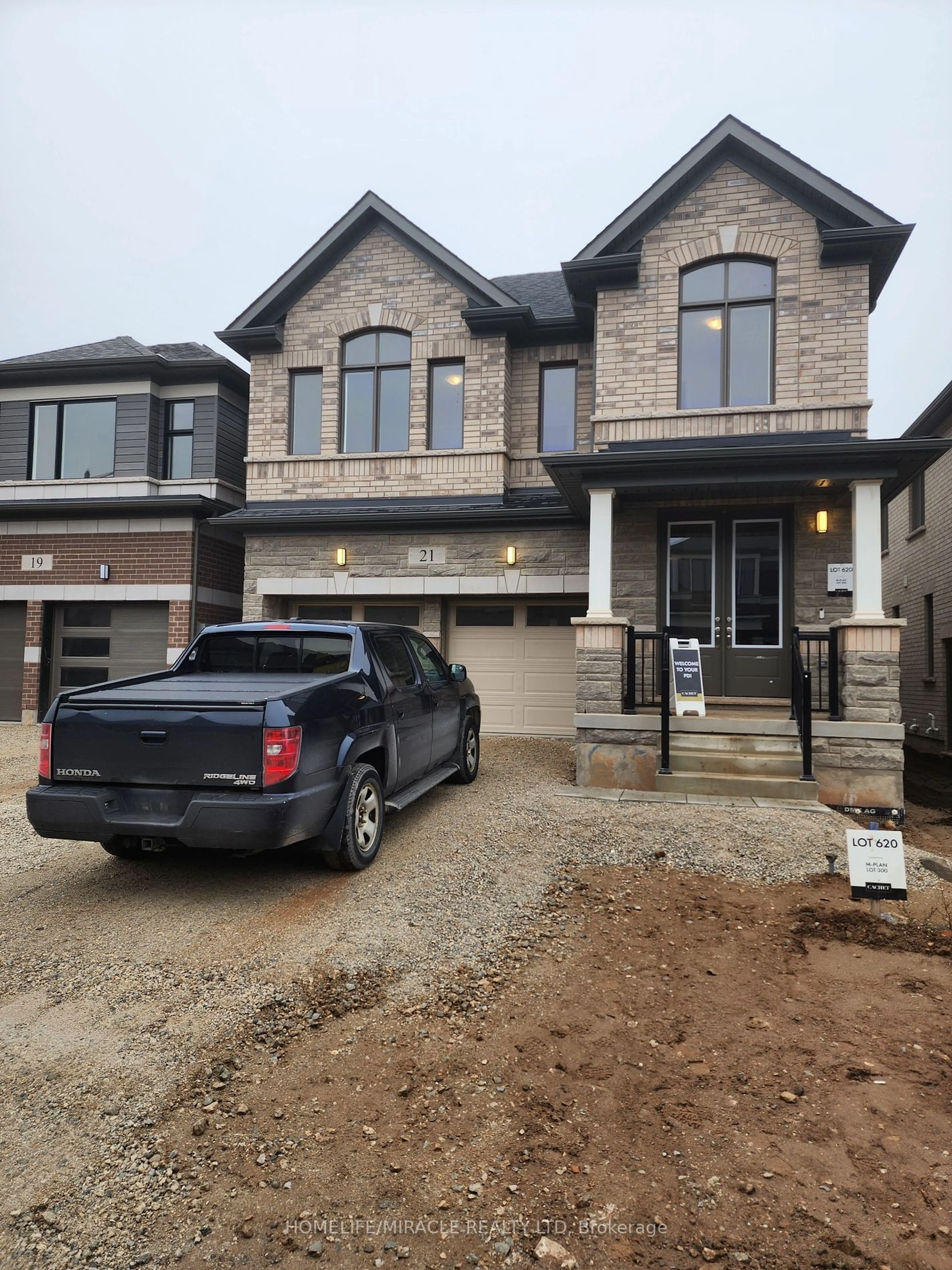 Home with brick exterior material, street for 21 Gibson Dr, Erin Ontario N0B 1T0