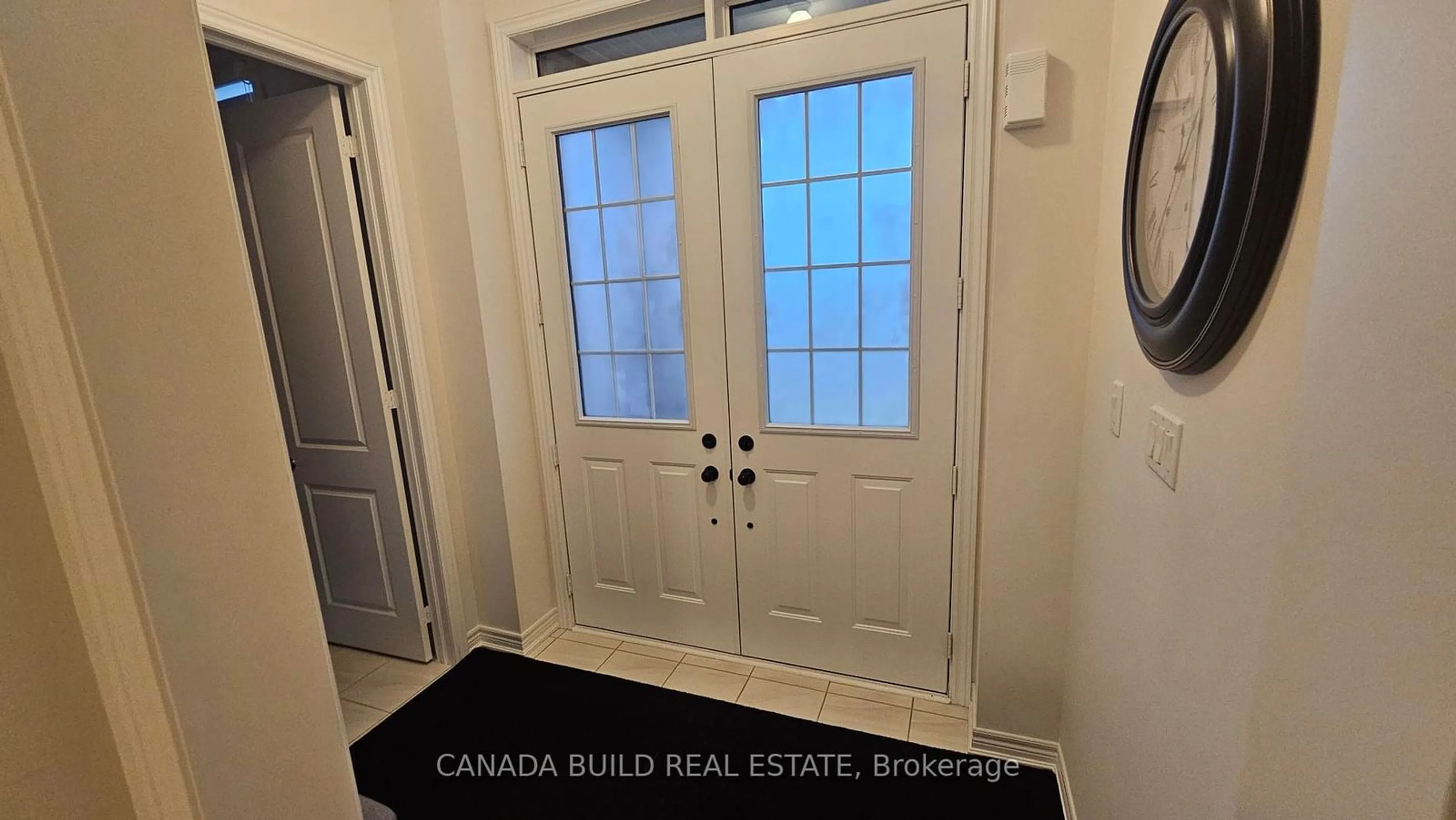 Indoor entryway for 234 Chippewa Ave, Shelburne Ontario L9V 3Y5