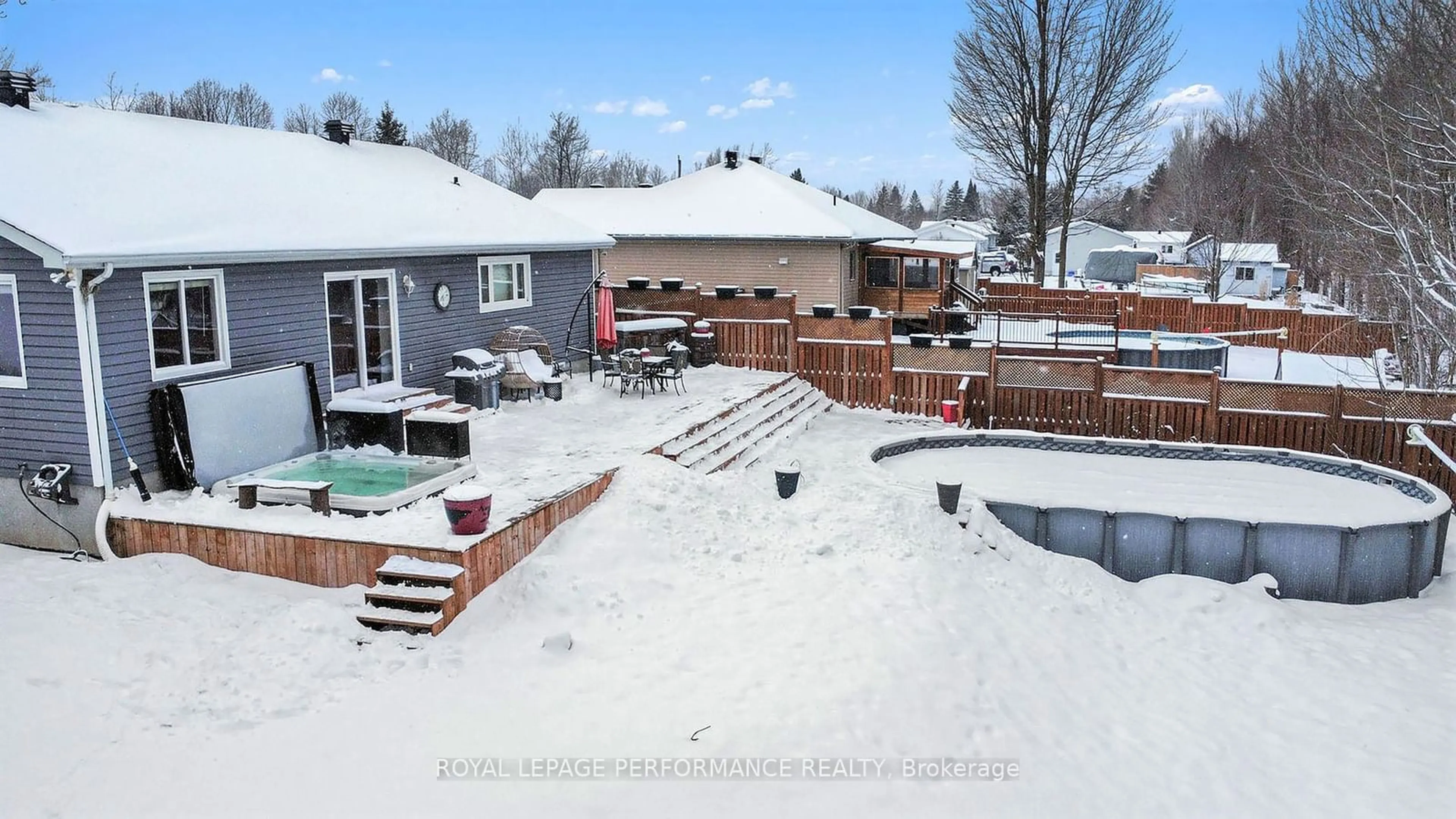 Patio, mountain view for 172 Forest Lane St, The Nation Ontario K0A 1W0