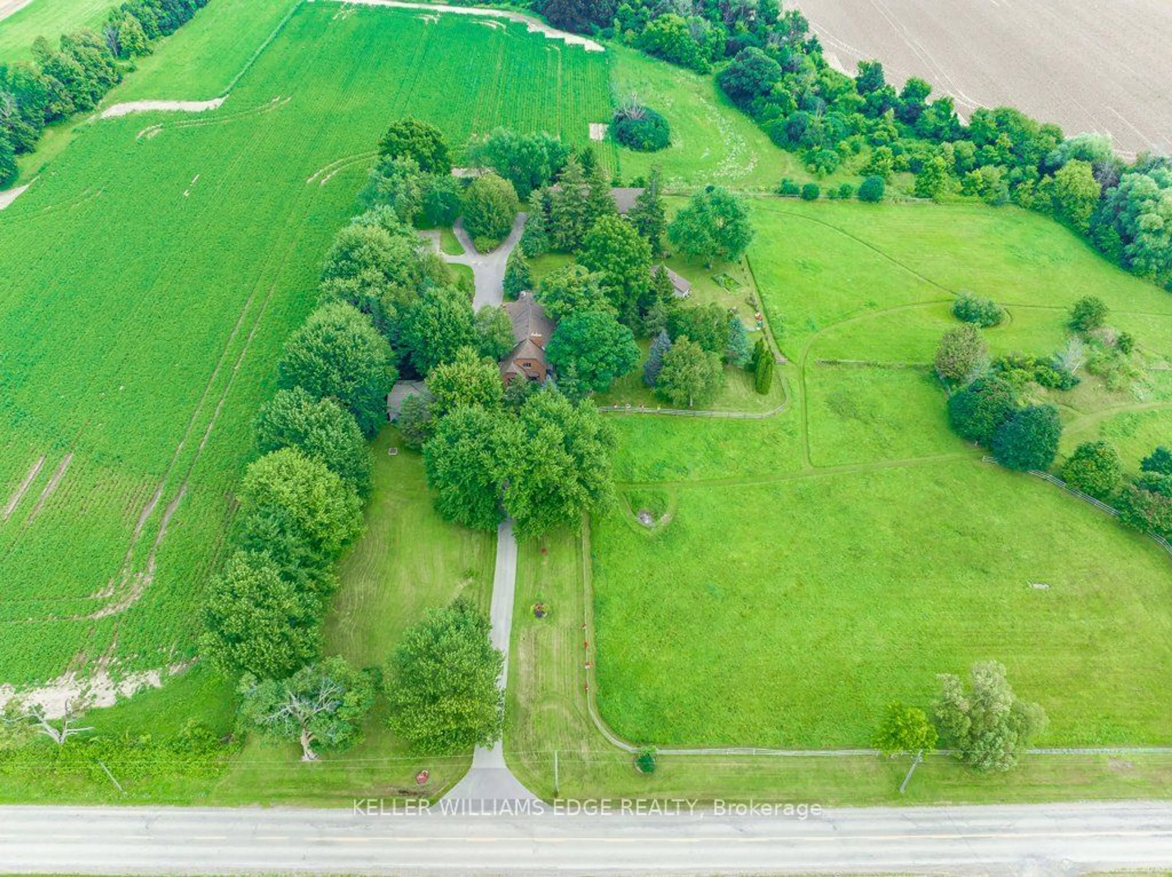 A pic from outside/outdoor area/front of a property/back of a property/a pic from drone, forest/trees view for 682 Westover Rd, Hamilton Ontario L8B 1R5