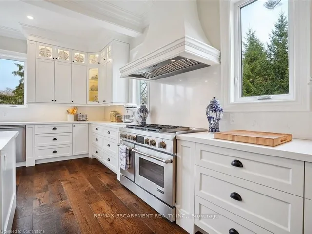 Additional property image - 861 Kirkwall Rd