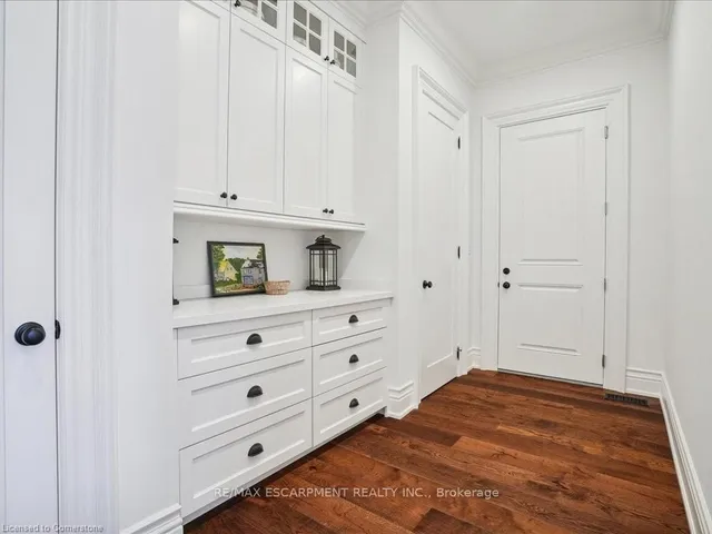 Additional property image - 861 Kirkwall Rd