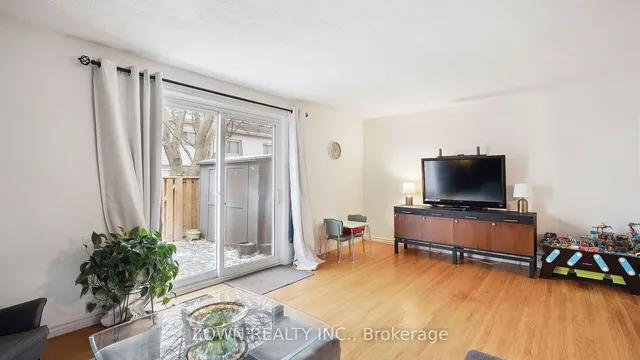 Additional property image - 151 Gateshead Cres Unit 98