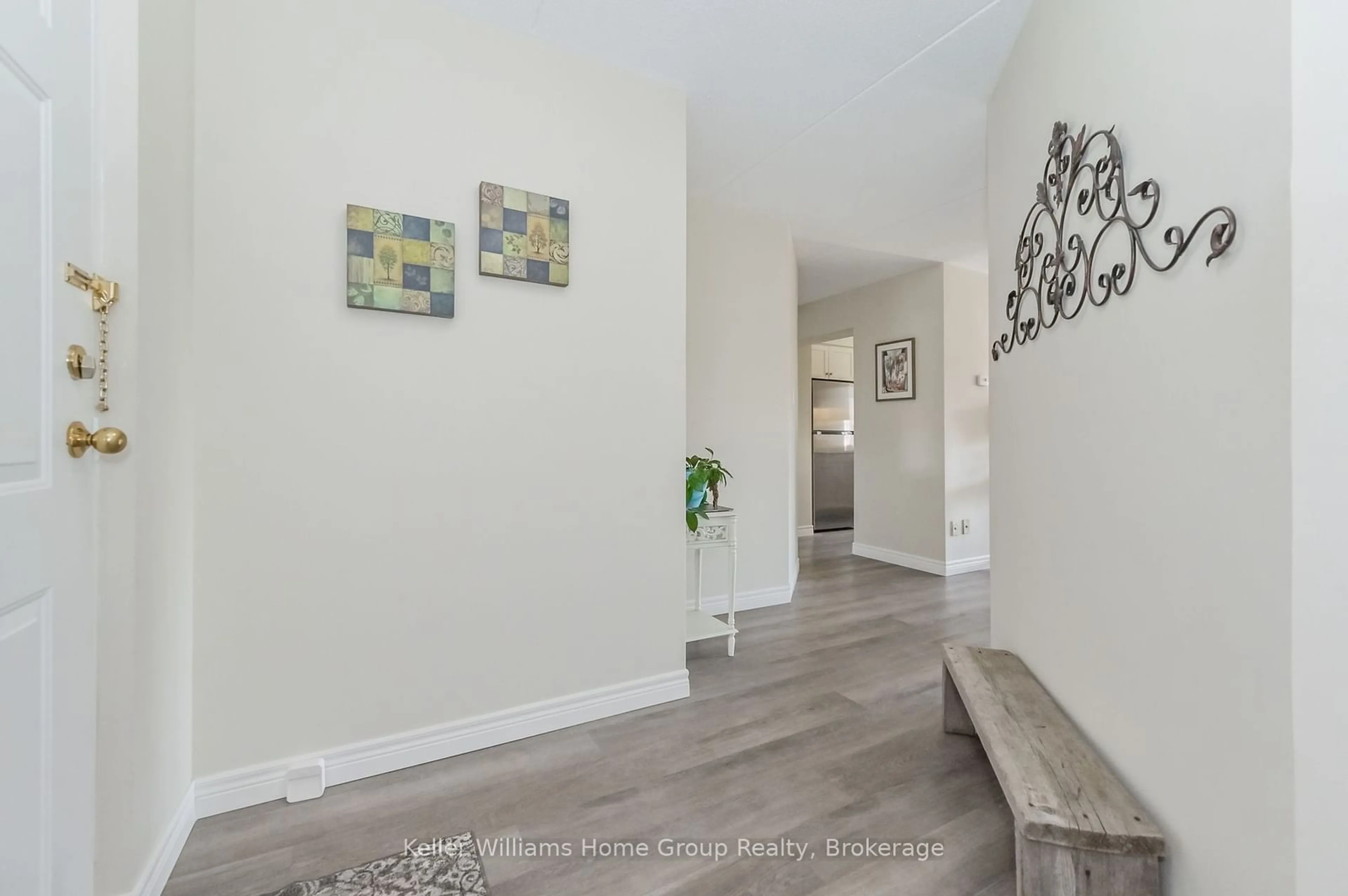 Indoor entryway for 215 SCOTLAND St #306, Centre Wellington Ontario N1M 3L8