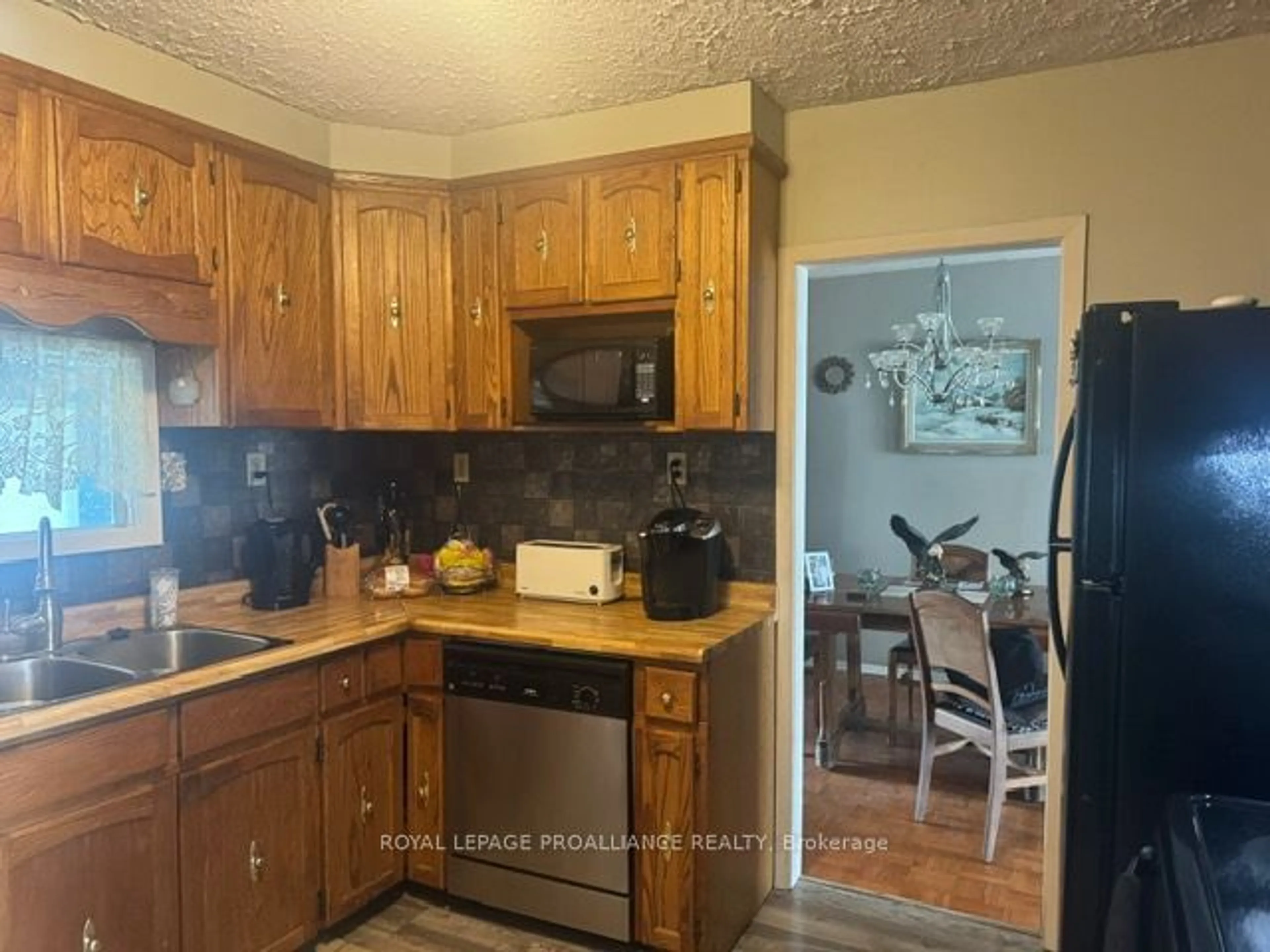 Standard kitchen, unknown for 21 Victoria St, Marmora and Lake Ontario K0K 3E0