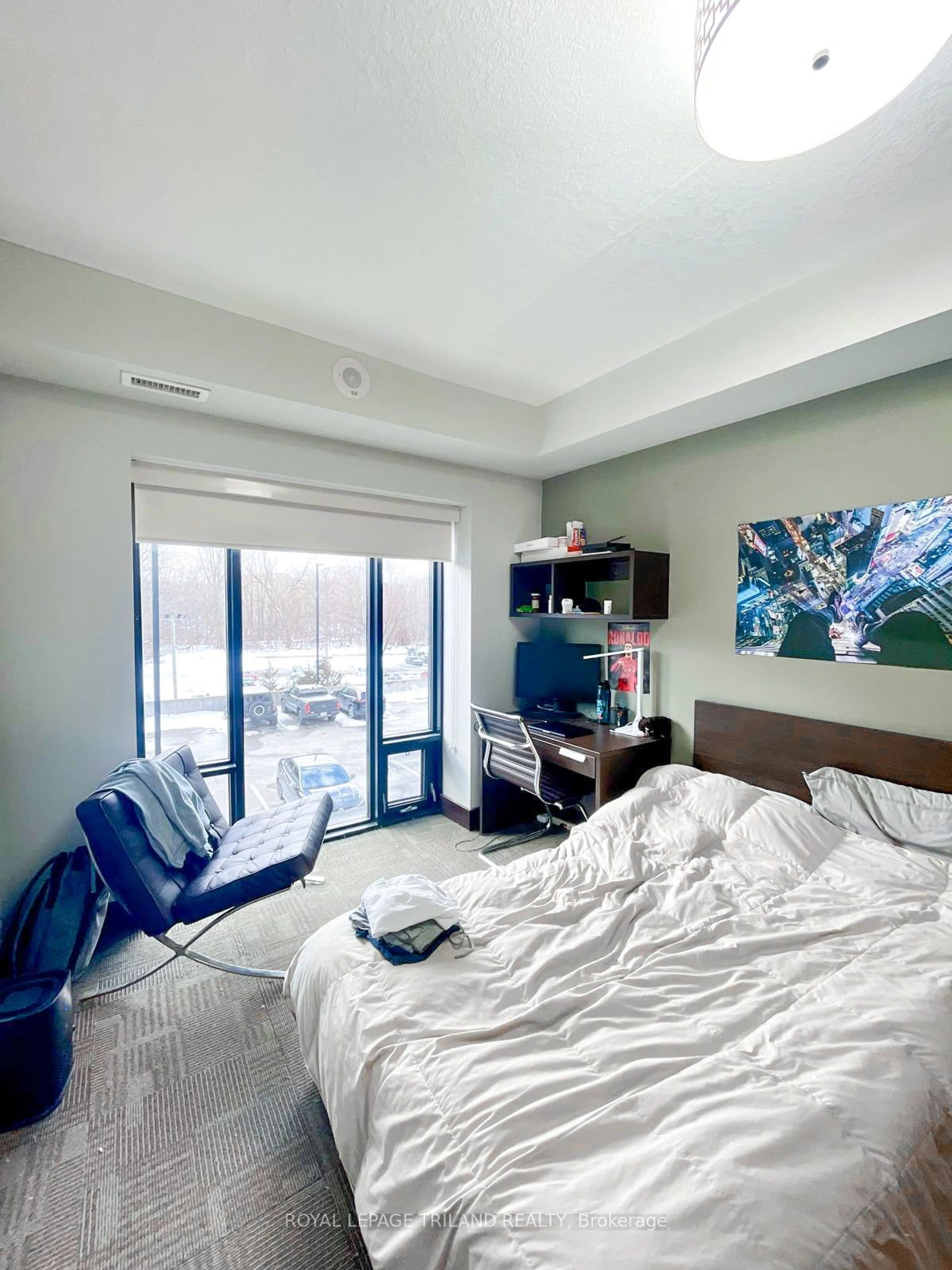 A pic of a room for 1235 Richmond St #303, London Ontario N6A 3L5