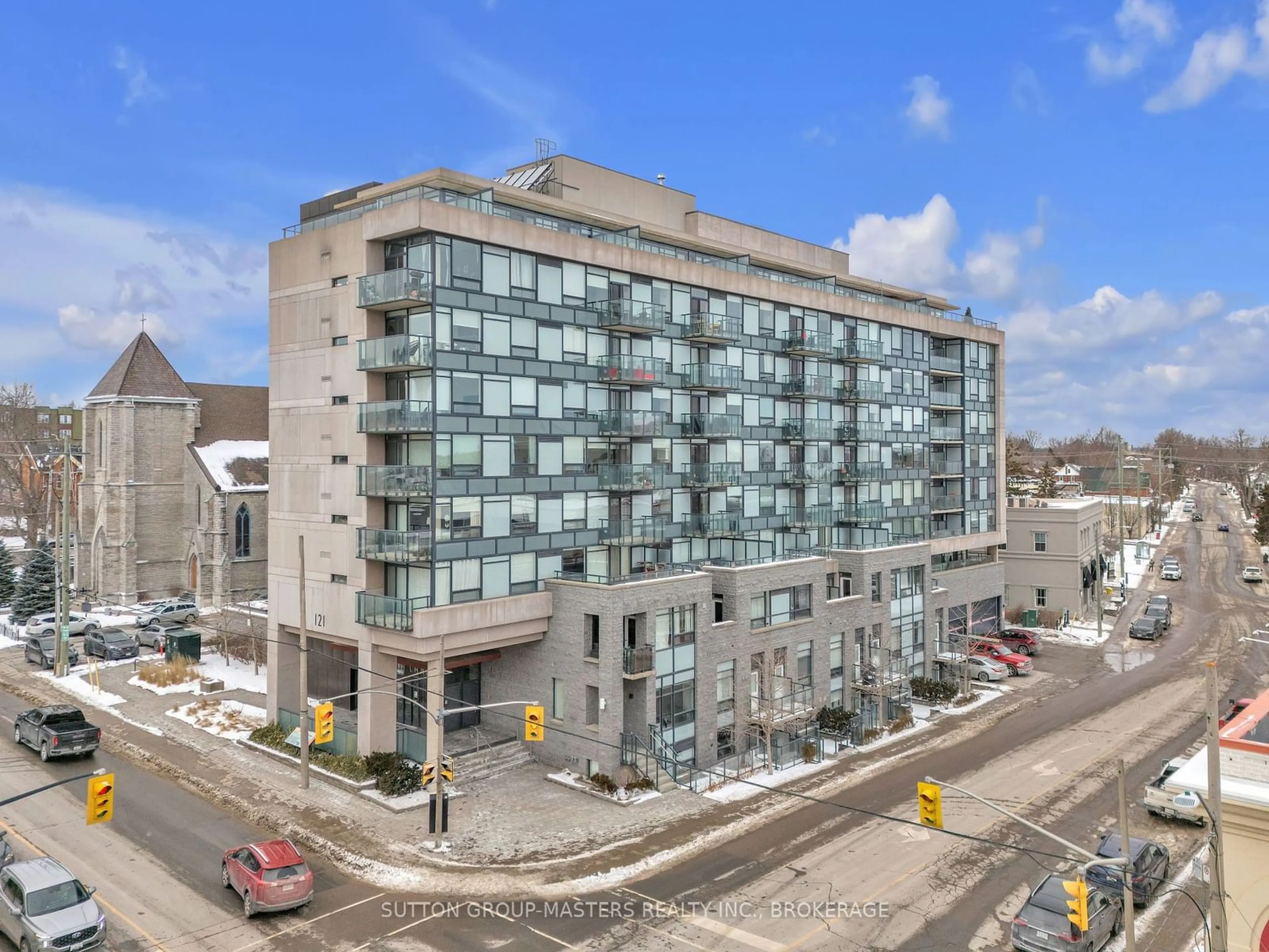 A pic from outside/outdoor area/front of a property/back of a property/a pic from drone, building for 121 Queen St #506, Kingston Ontario K7K 0G6