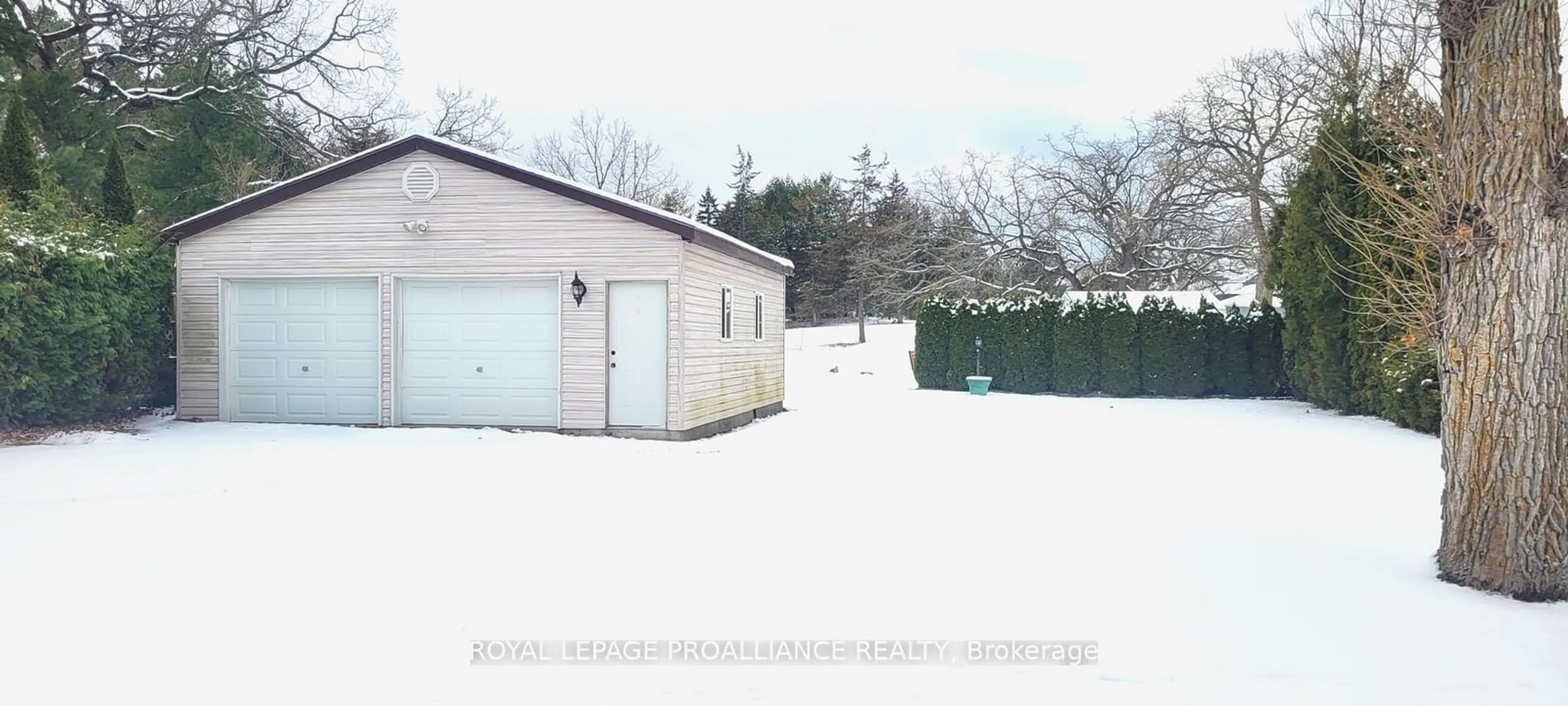 Shed for 32 Peats Point Lane, Prince Edward County Ontario K8N 4Z7