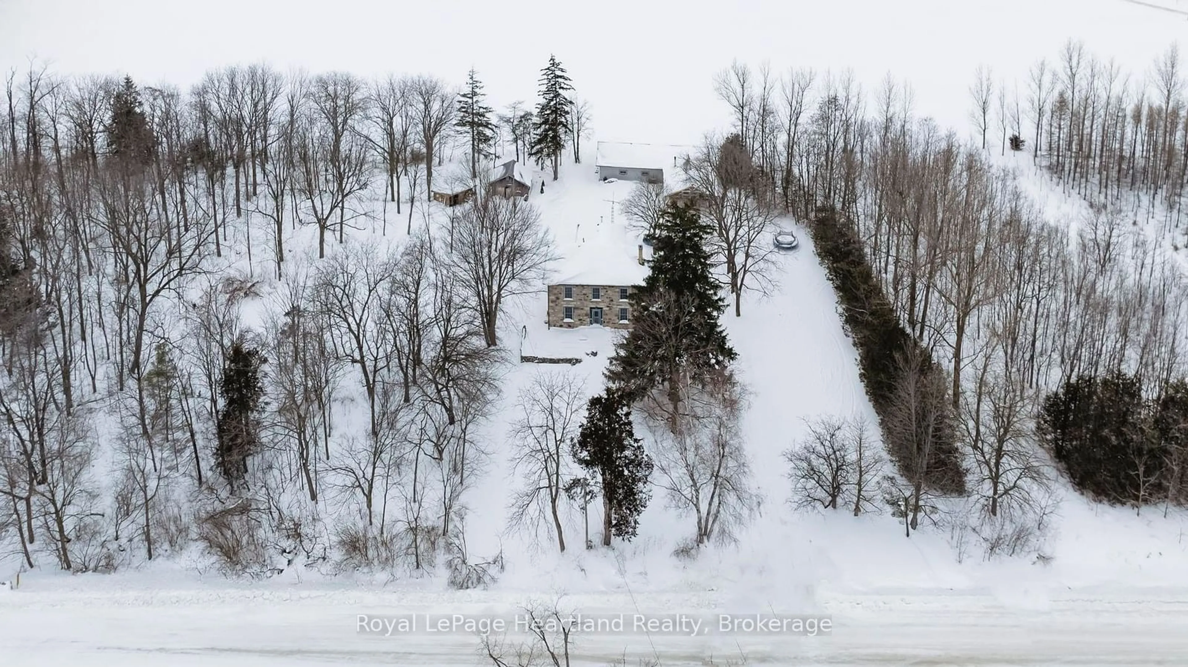 A pic from outside/outdoor area/front of a property/back of a property/a pic from drone, street for 76855 Hannah Line, Huron East Ontario N0K 1W0