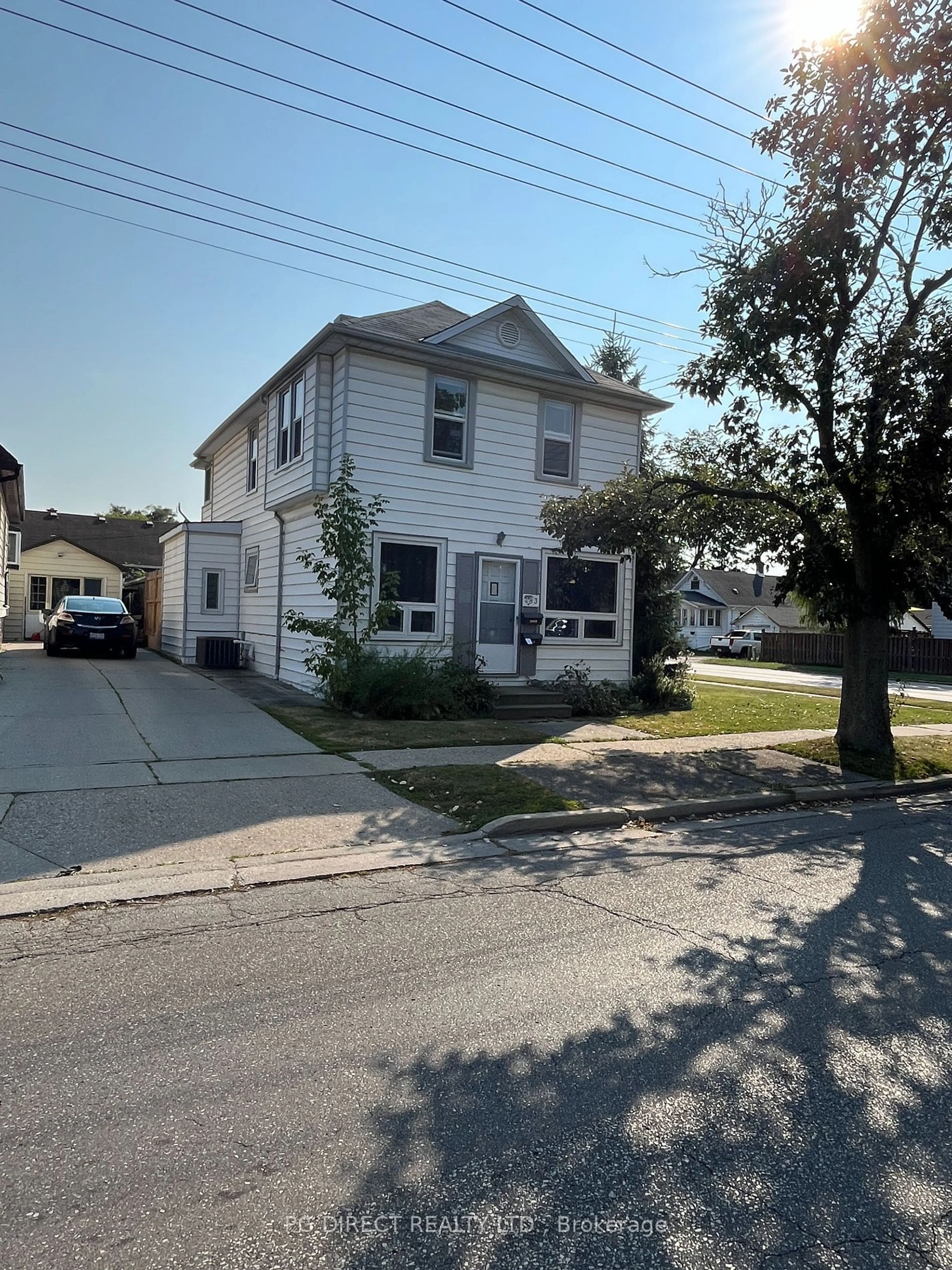 Unknown for 483 Wellington St, Sarnia Ontario N7T 1J1