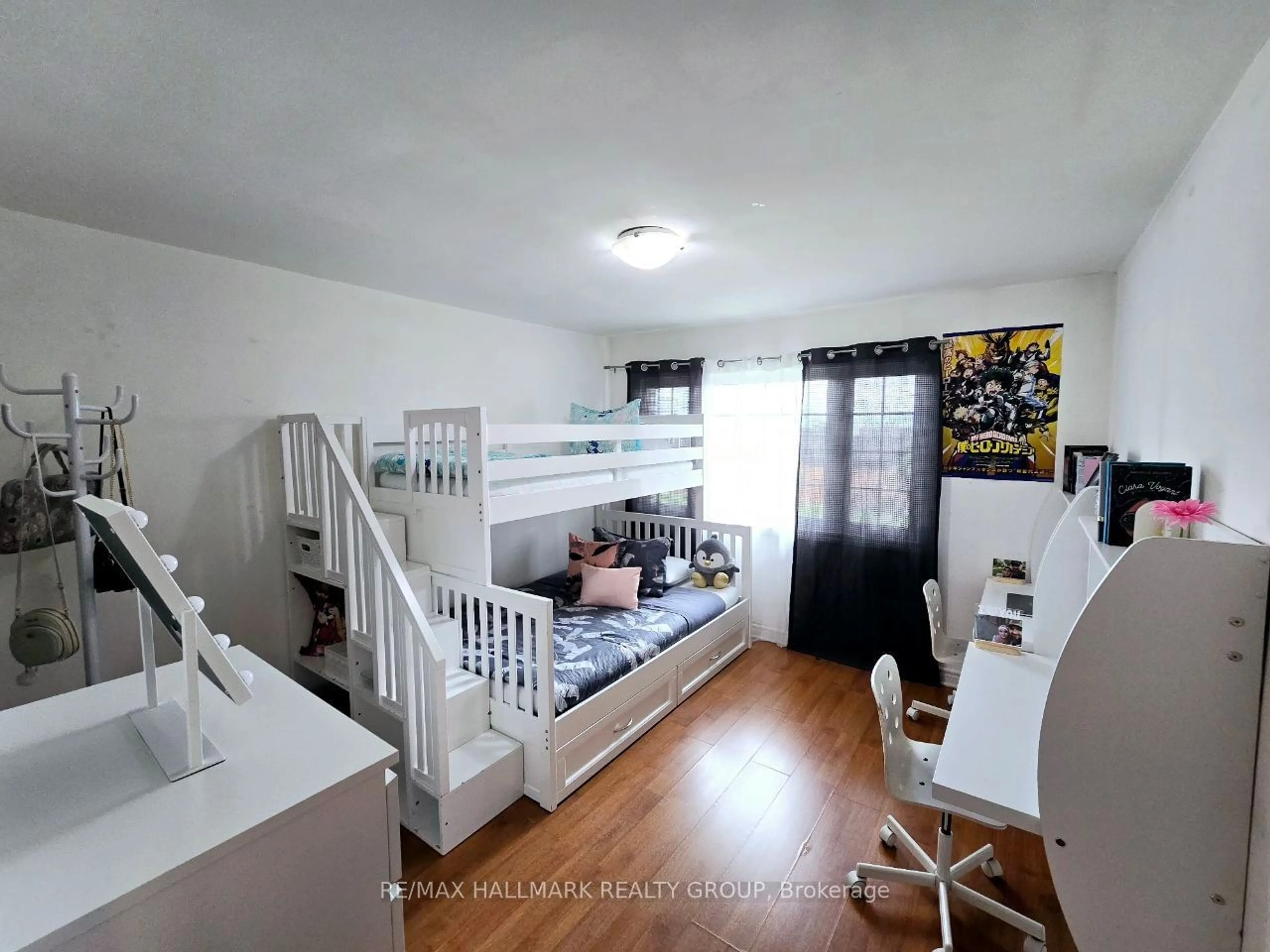 A pic of a room for 1196 Rainbow St, Ottawa Ontario K1J 6X9