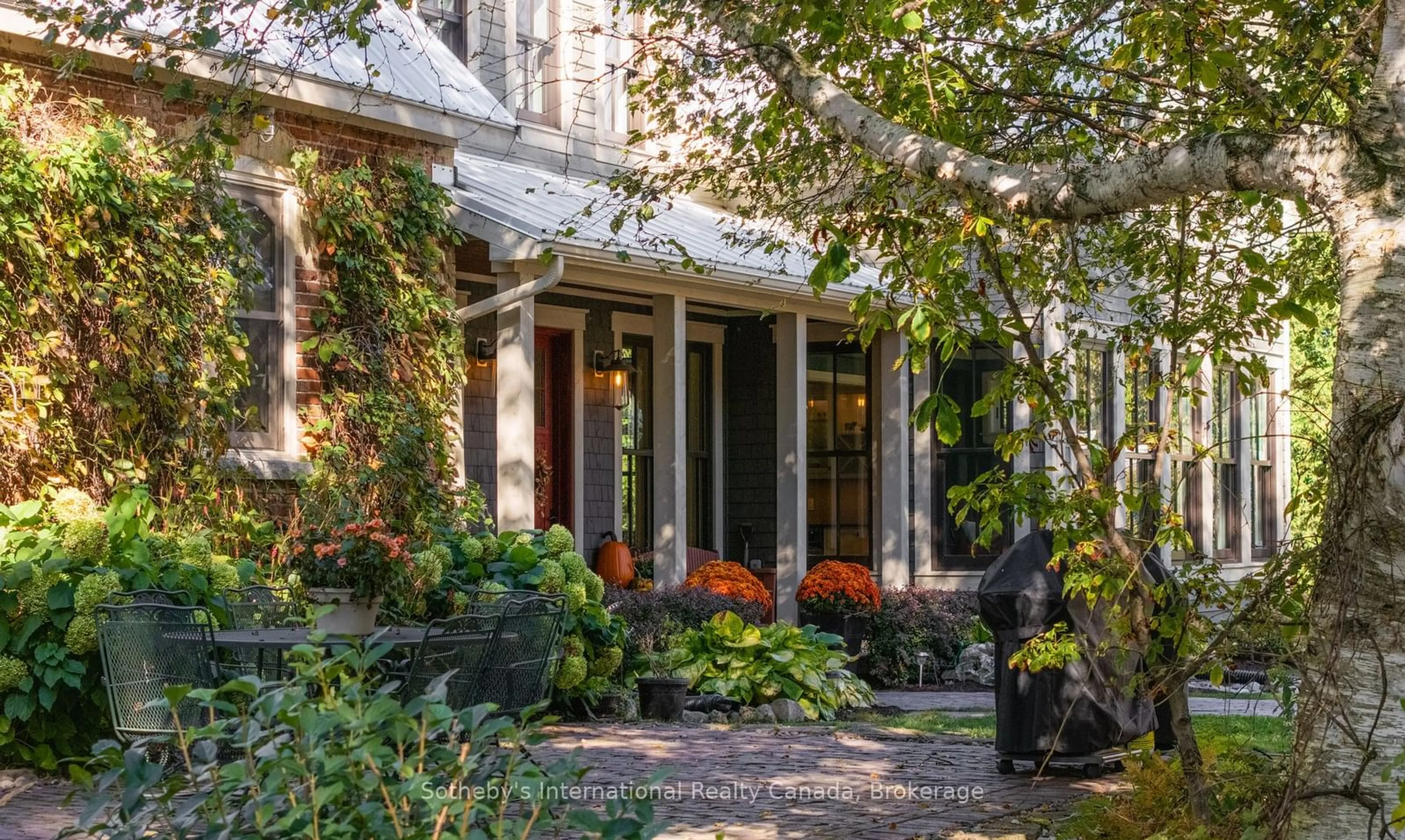 Indoor entryway for 553763 ROAD 55, Grey Highlands Ontario N0C 1J0