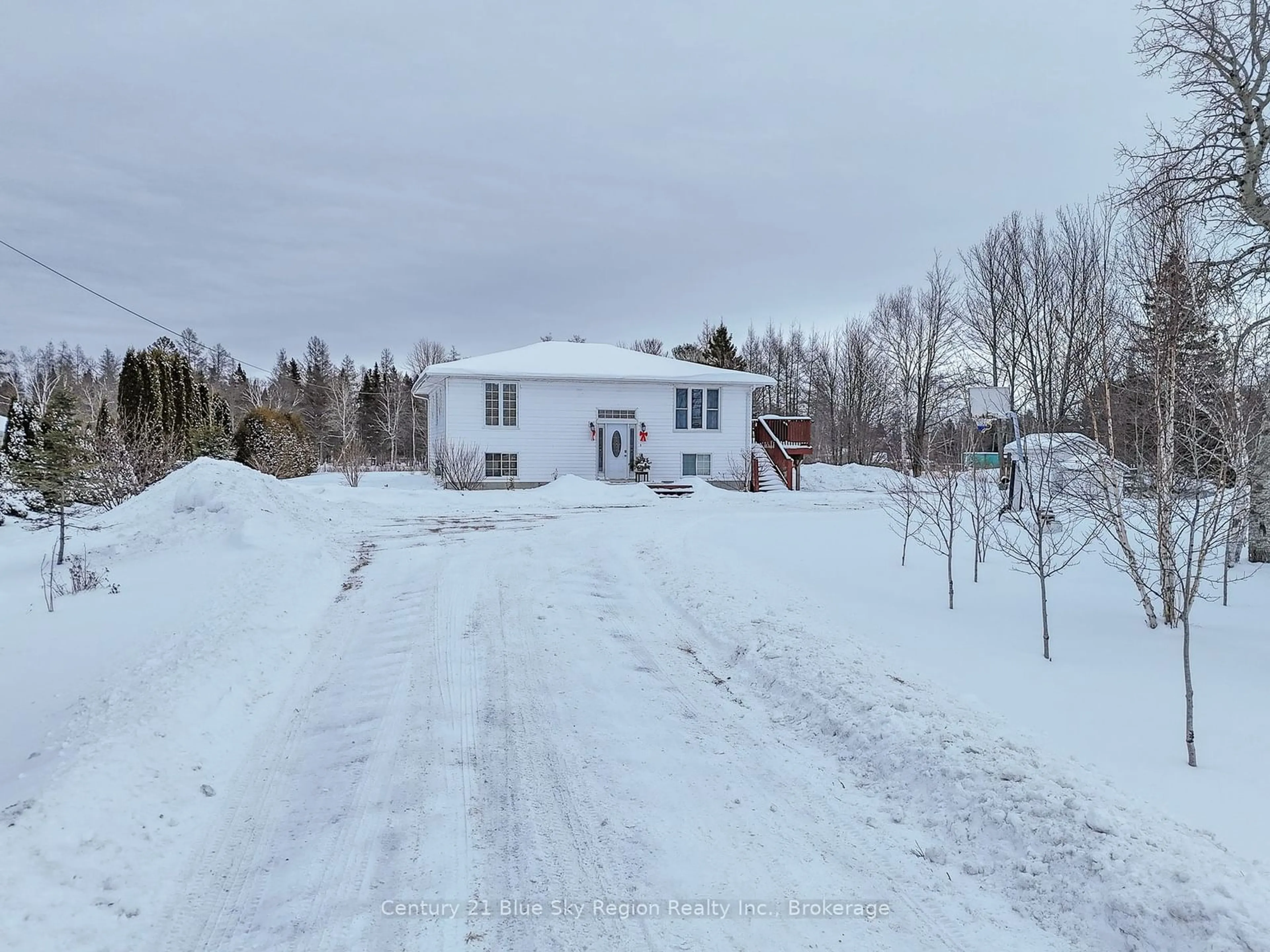 A pic from outside/outdoor area/front of a property/back of a property/a pic from drone, street for 418 Dutrisac Rd, West Nipissing Ontario P2B 2J8