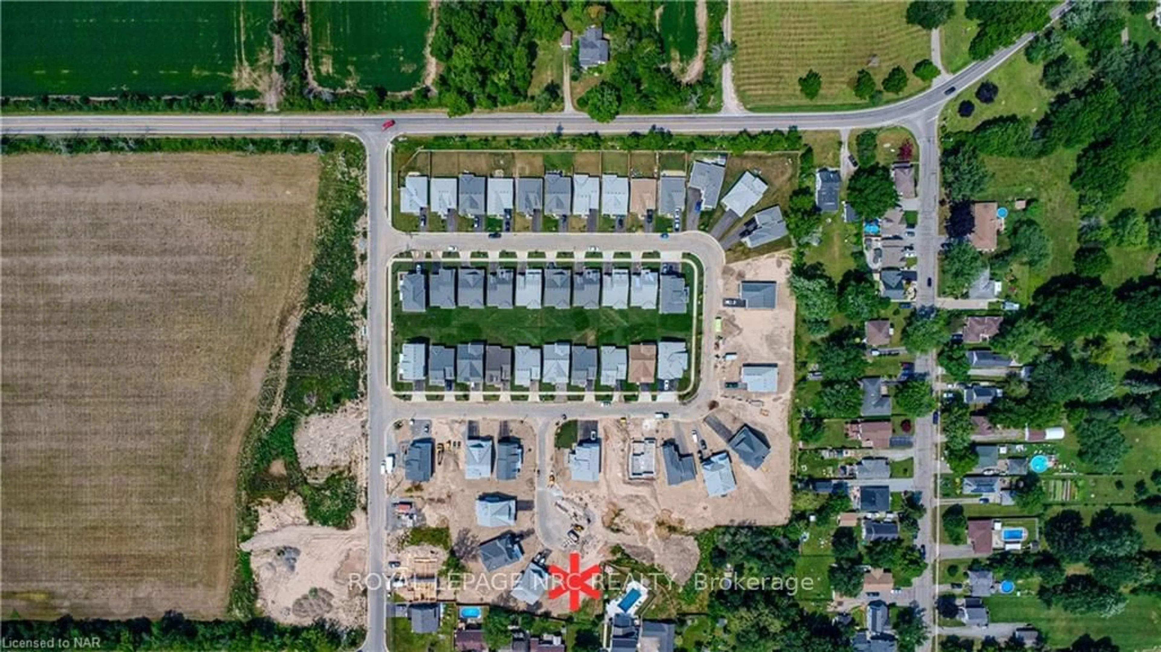 A pic from outside/outdoor area/front of a property/back of a property/a pic from drone, building for 18 LOGANBERRY Crt, Fort Erie Ontario L0S 1B0