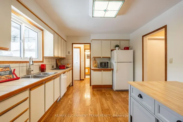 Additional property image - 2 Maria Crt