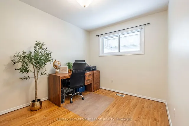 Additional property image - 2 Maria Crt