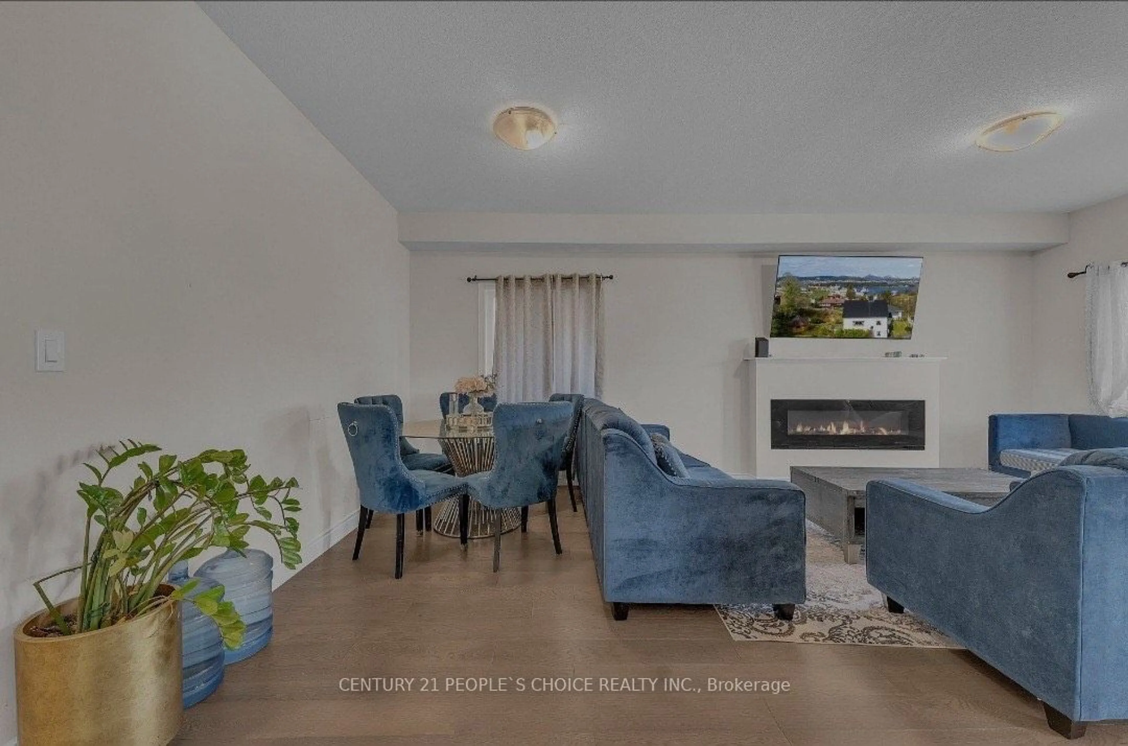 Living room with furniture, unknown for 3048 Doyle Dr, London Ontario N6M 0G9