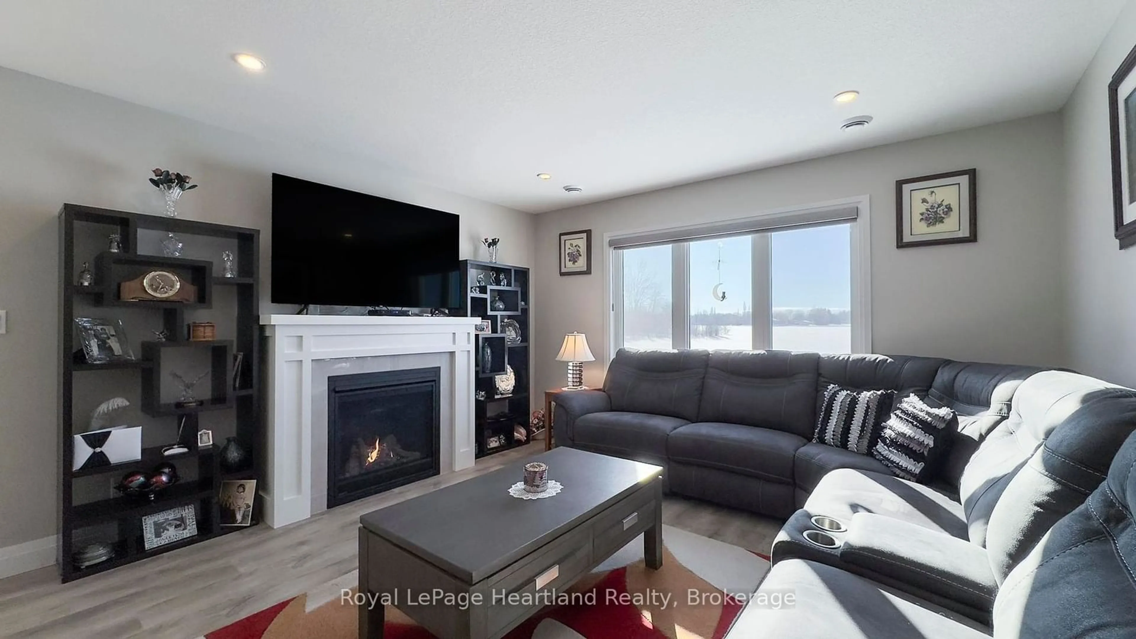 Living room with furniture, unknown for 273 Lake Breeze Dr, Ashfield-Colborne-Wawanosh Ontario N7A 3Y3