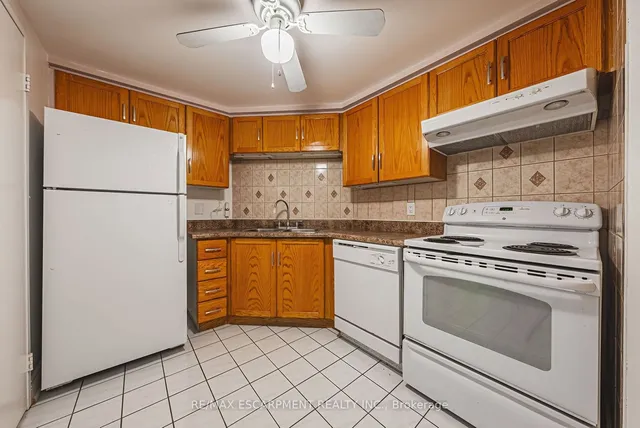 Additional property image - 175 Hunter St Unit 504