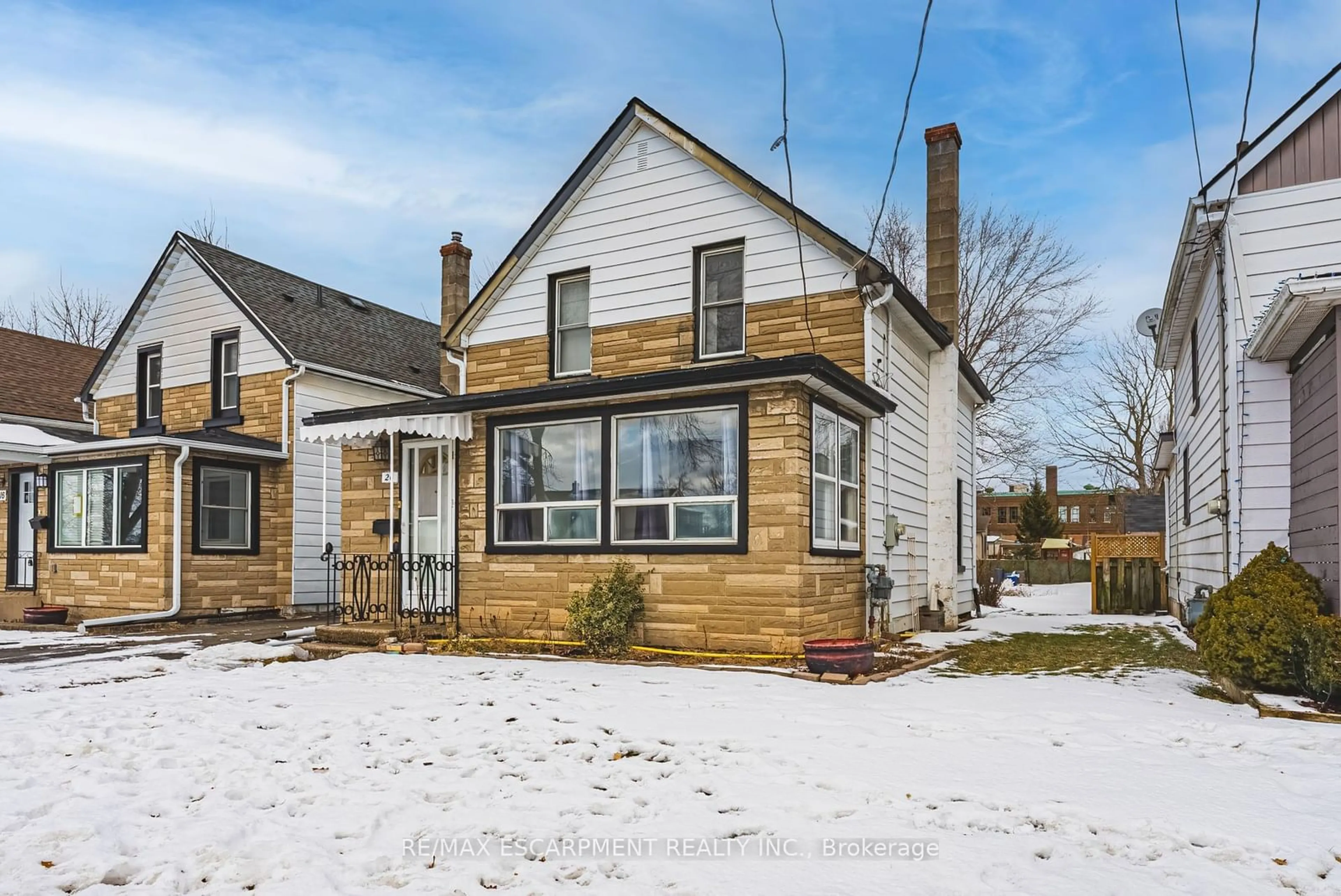 Unknown for 20 York St, Welland Ontario L3B 4A6