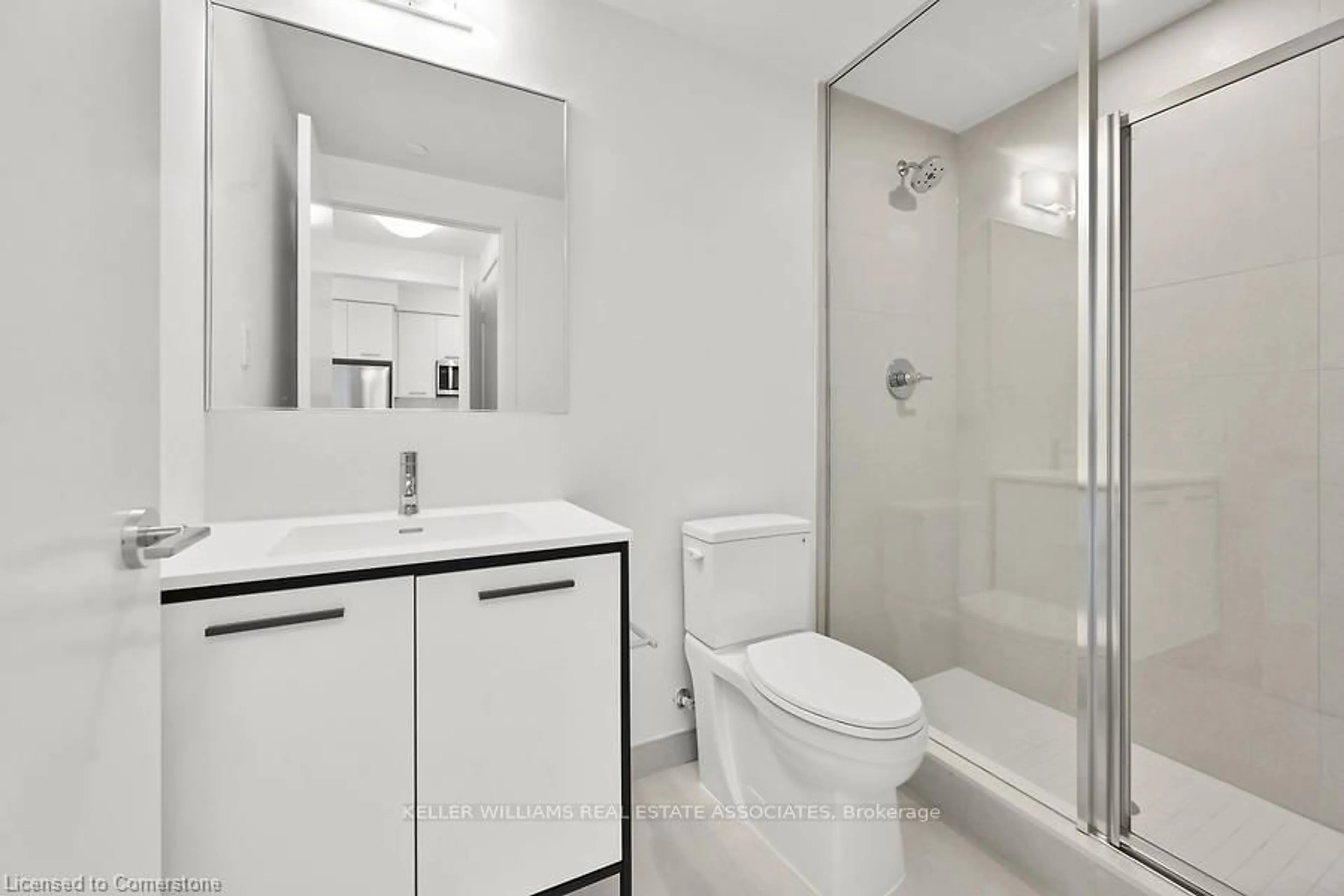 Standard bathroom, unknown for 385 Winston Rd #301, Grimsby Ontario L3M 4E8