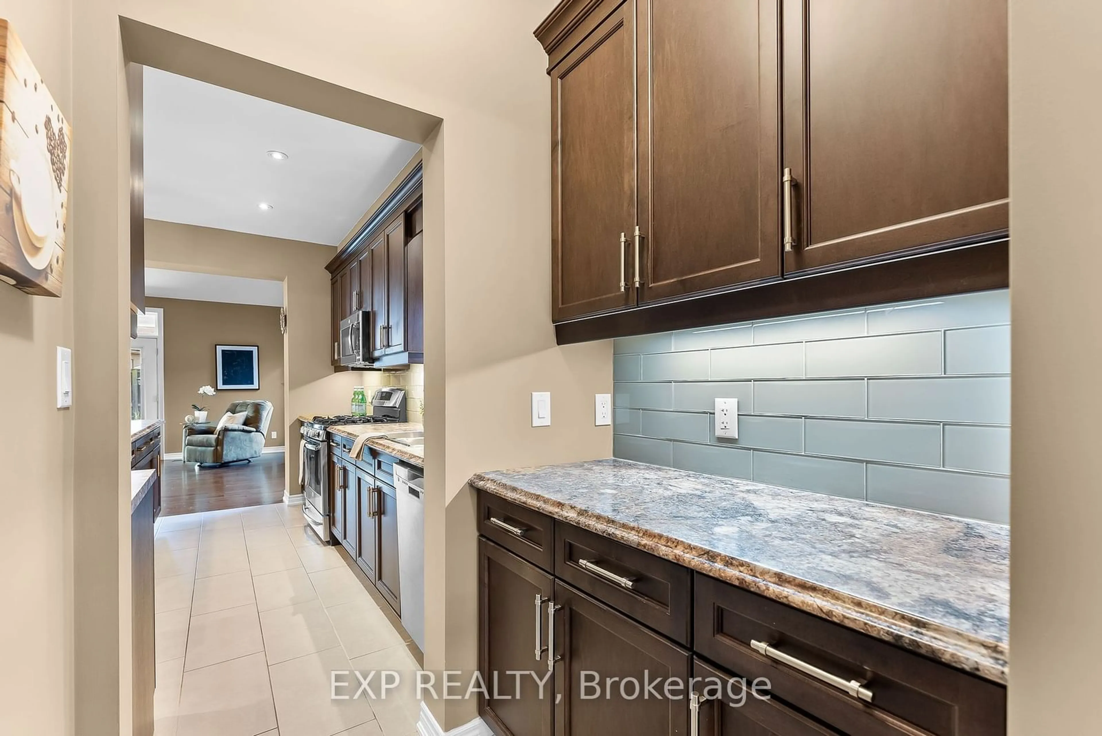 Open concept kitchen, ceramic/tile floor for 5803 Fiddlehead Lane, Niagara Falls Ontario L2H 0E9