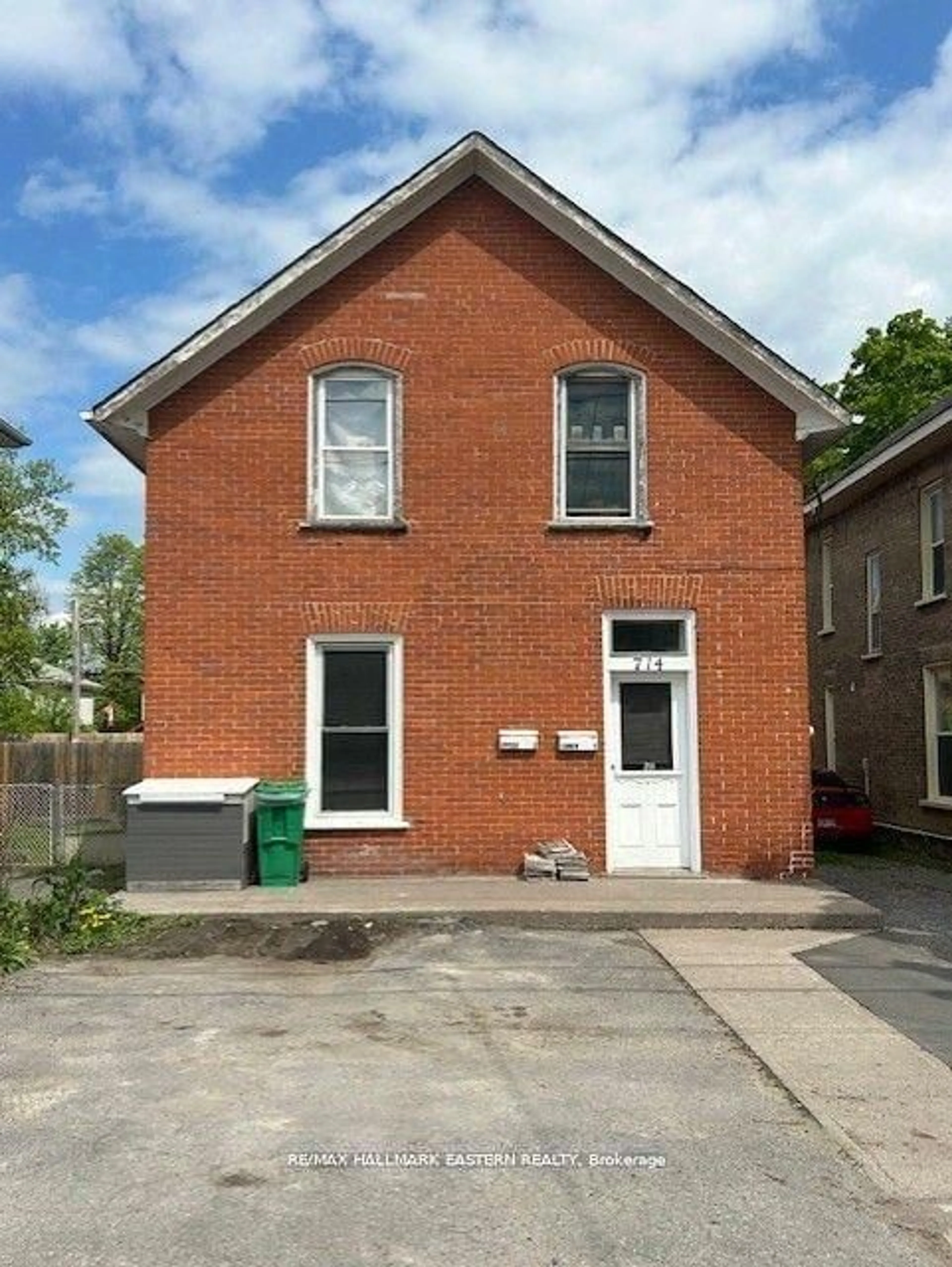 Home with brick exterior material, building for 714 Water St, Peterborough Ontario K9H 3N3