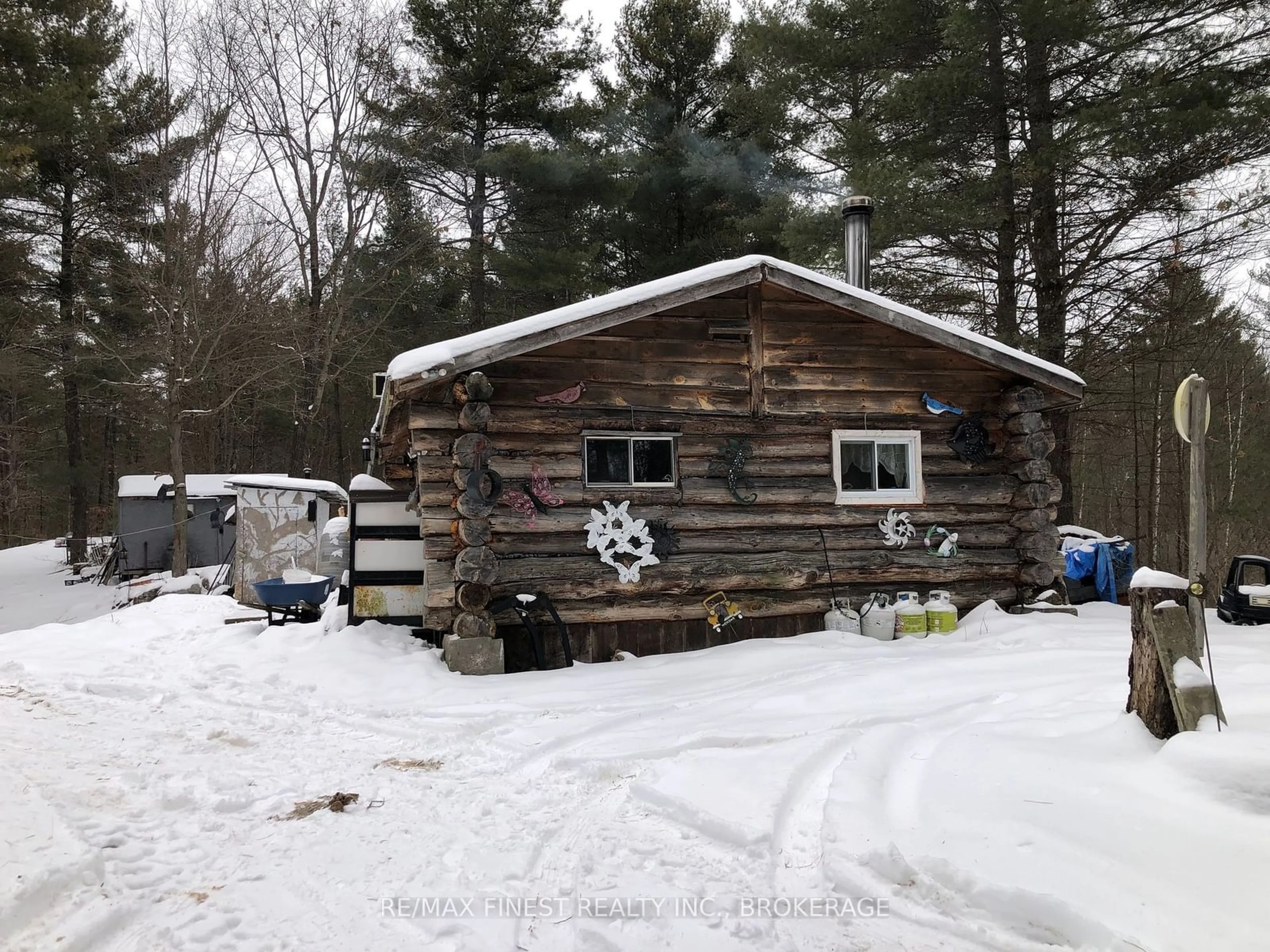 Shed for 2066 Echo Lake Rd, Central Frontenac Ontario K0H 1T0