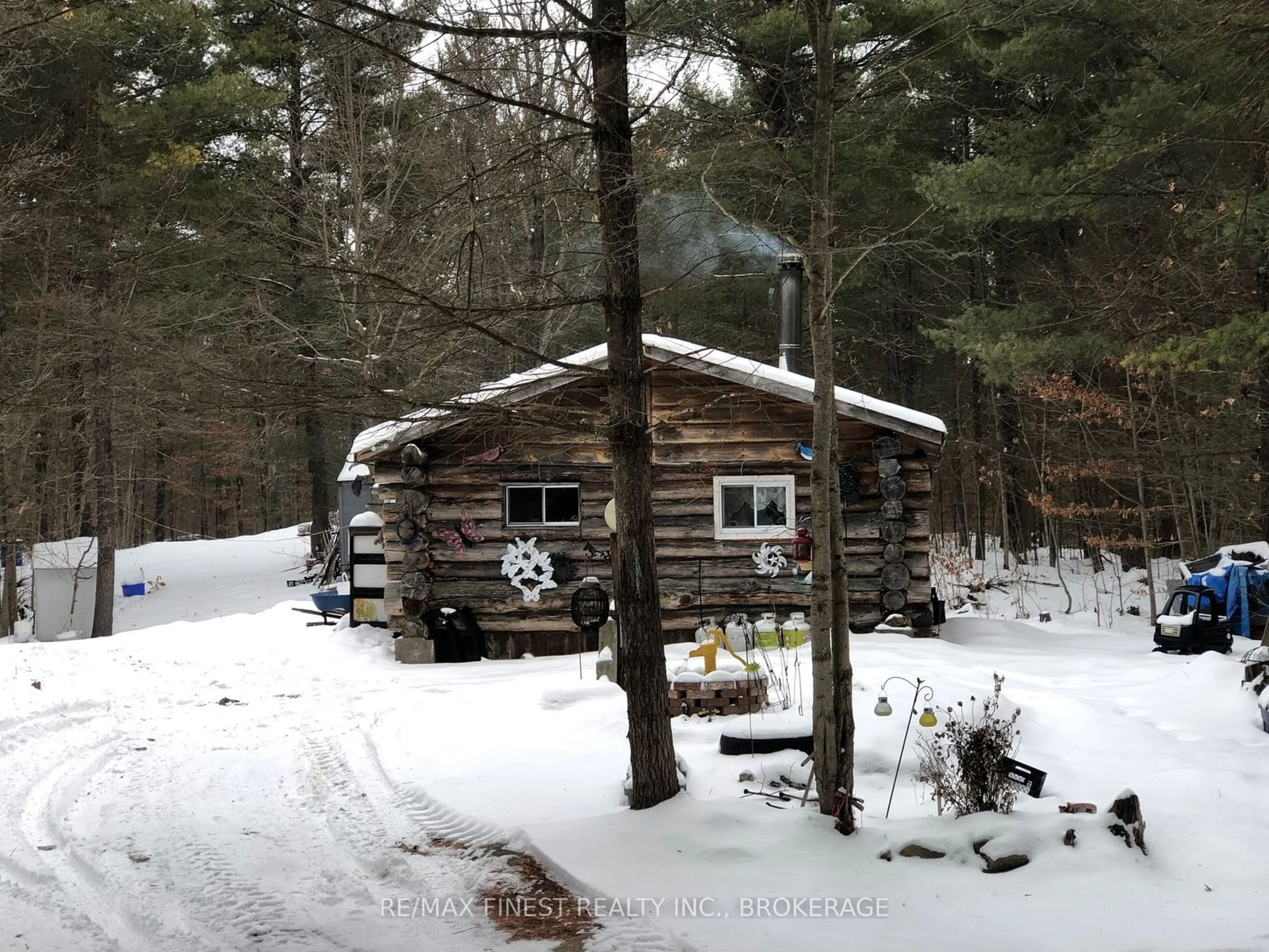 Shed for 2066 Echo Lake Rd, Central Frontenac Ontario K0H 1T0