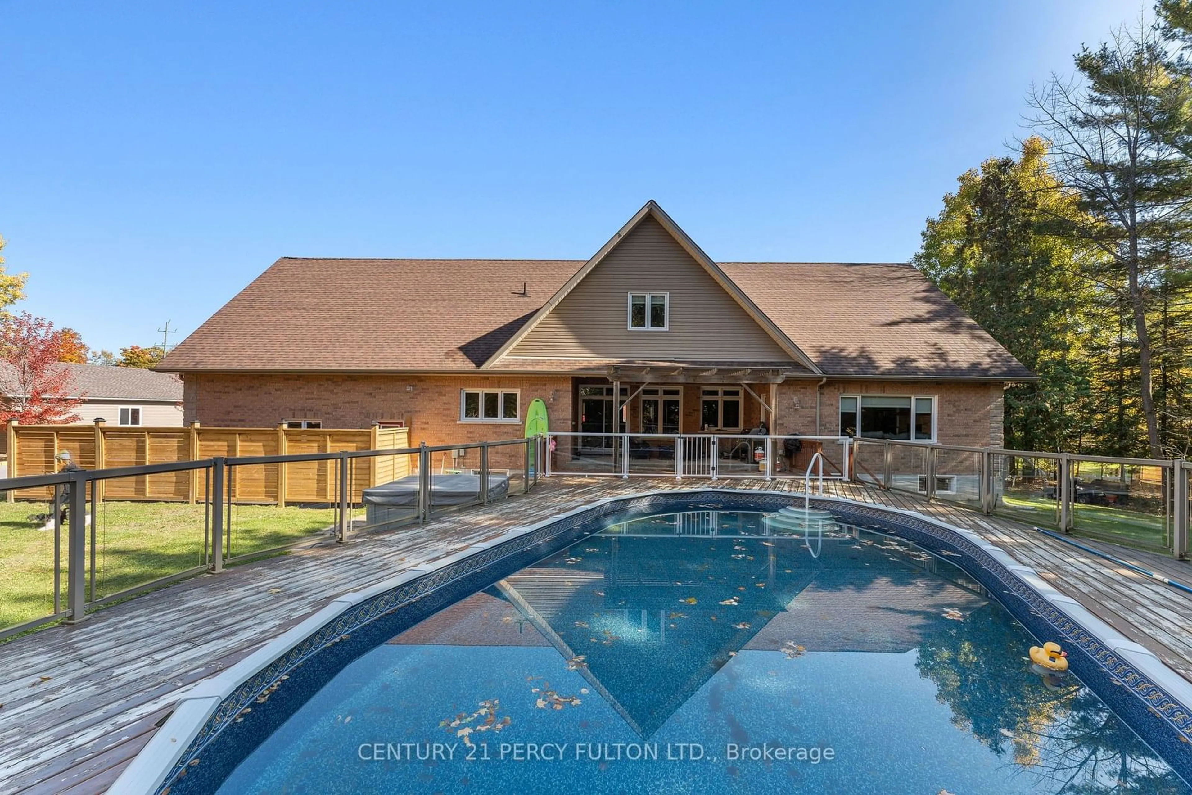 Pool for 33 Ridge Hill Crt, Kawartha Lakes Ontario K0M 1N0