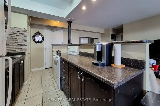 Additional property image - 851 Queenston Rd Unit 505