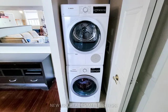 Additional property image - 851 Queenston Rd Unit 505