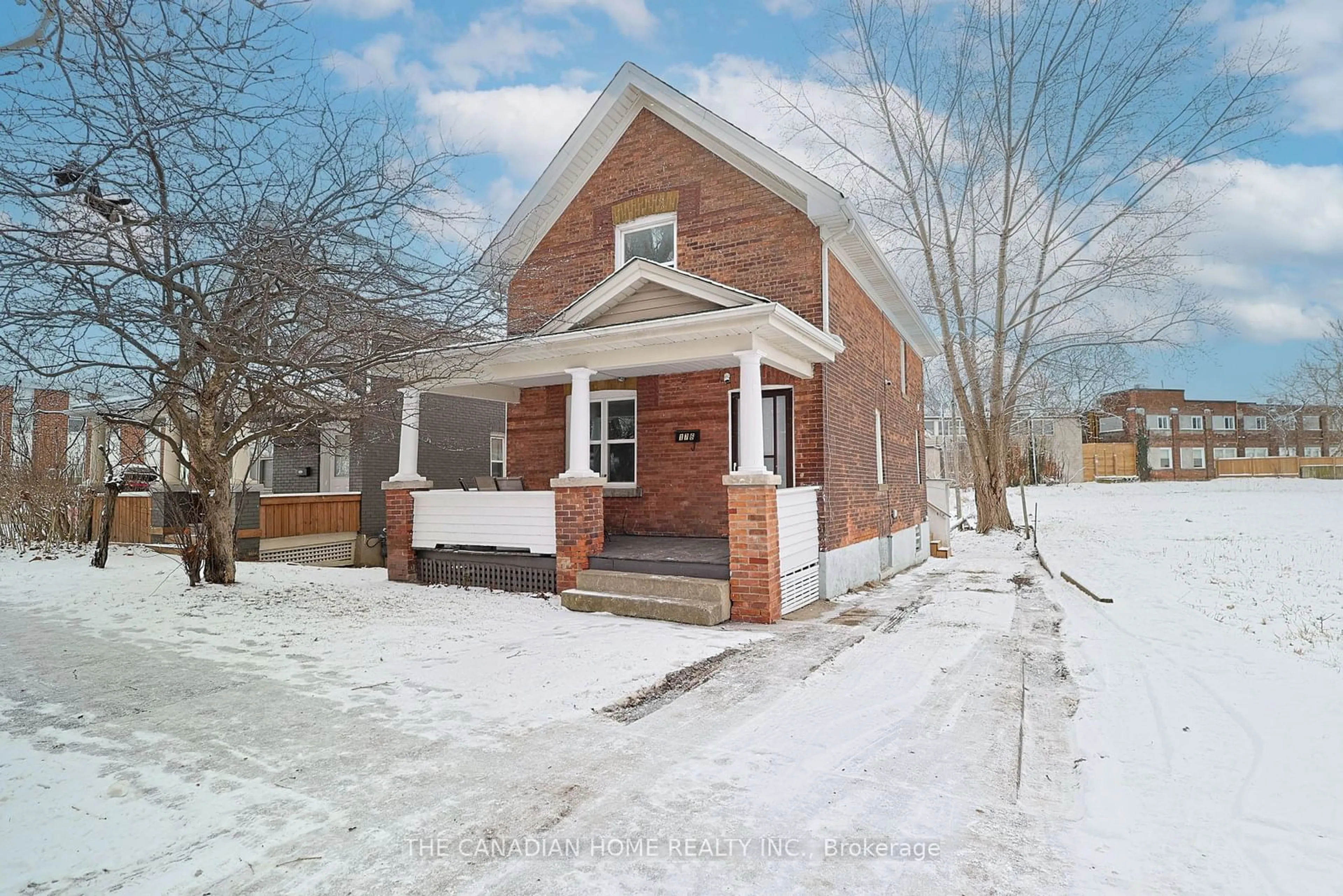 Home with brick exterior material, street for 176 Church St, St. Catharines Ontario L2R 3E7