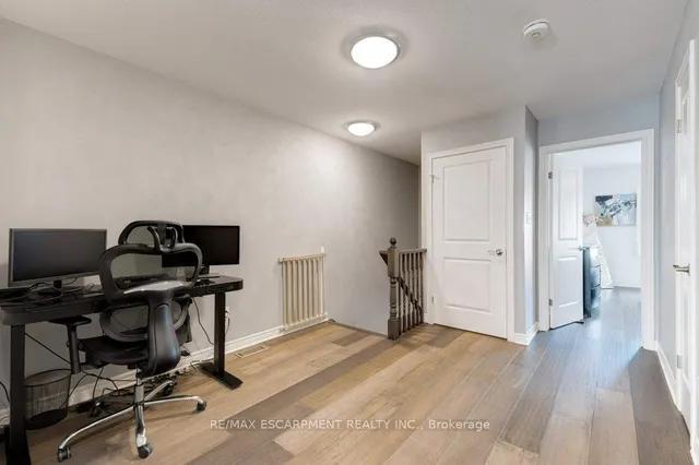 Additional property image - 98 SHOREVIEW Pl Unit 12